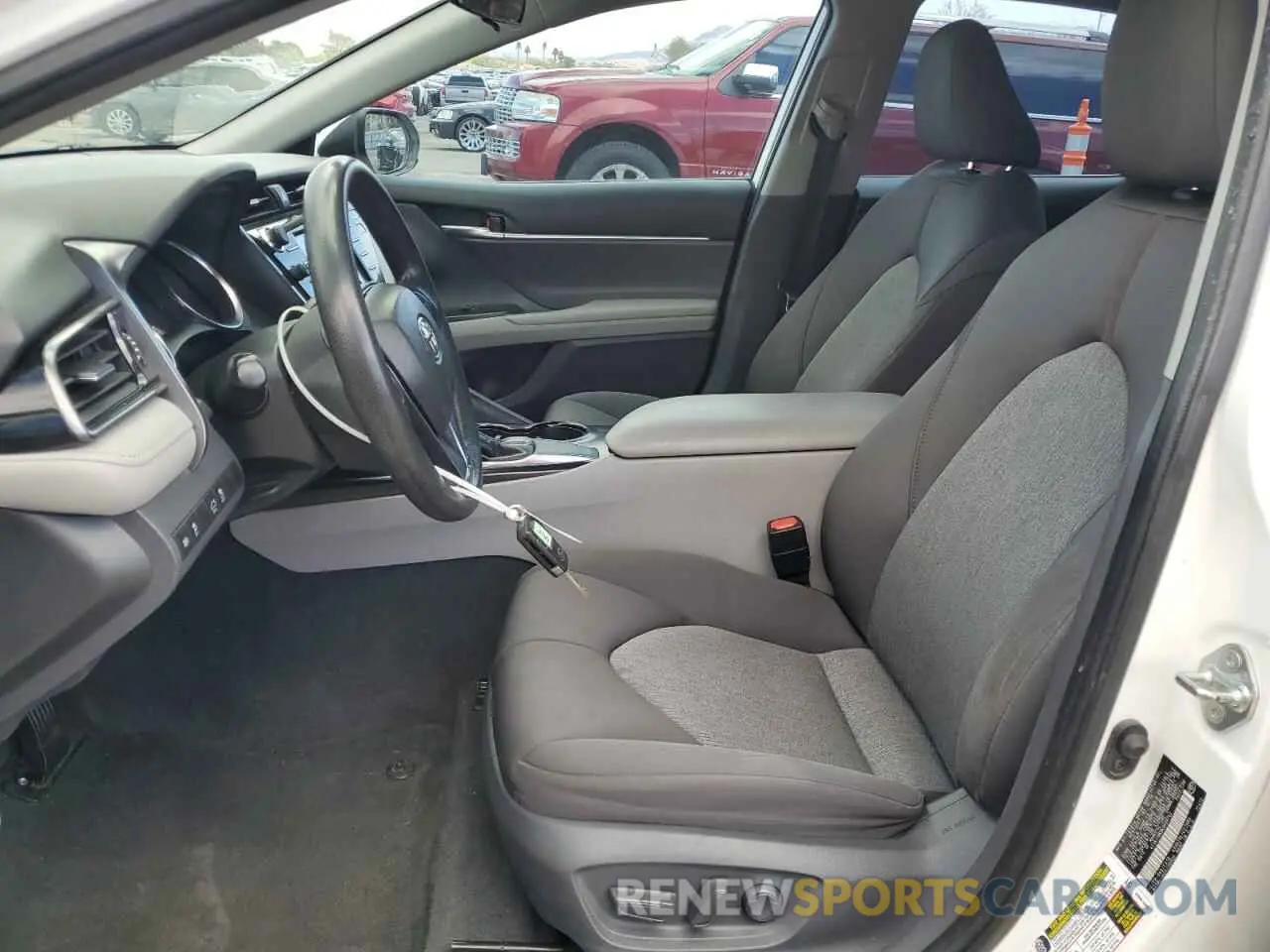 7 Photograph of a damaged car 4T1B11HK8KU699743 TOYOTA CAMRY 2019
