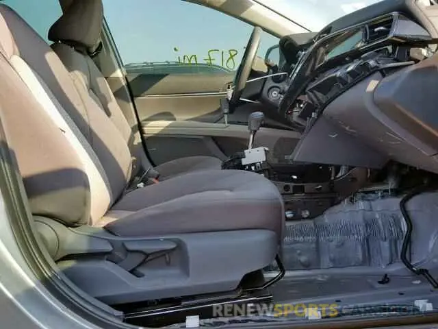 5 Photograph of a damaged car 4T1B11HK8KU701751 TOYOTA CAMRY 2019