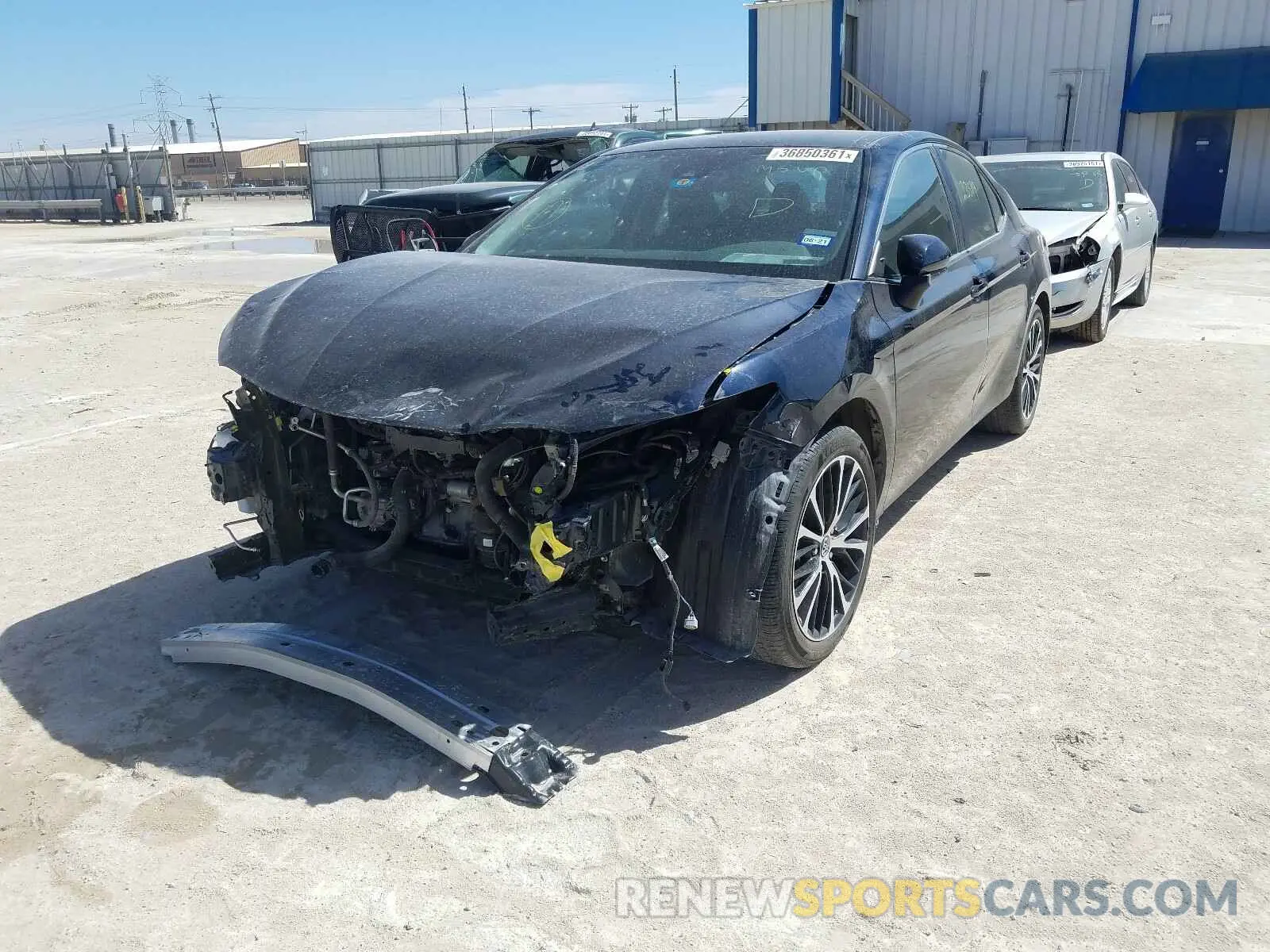 2 Photograph of a damaged car 4T1B11HK8KU719828 TOYOTA CAMRY 2019