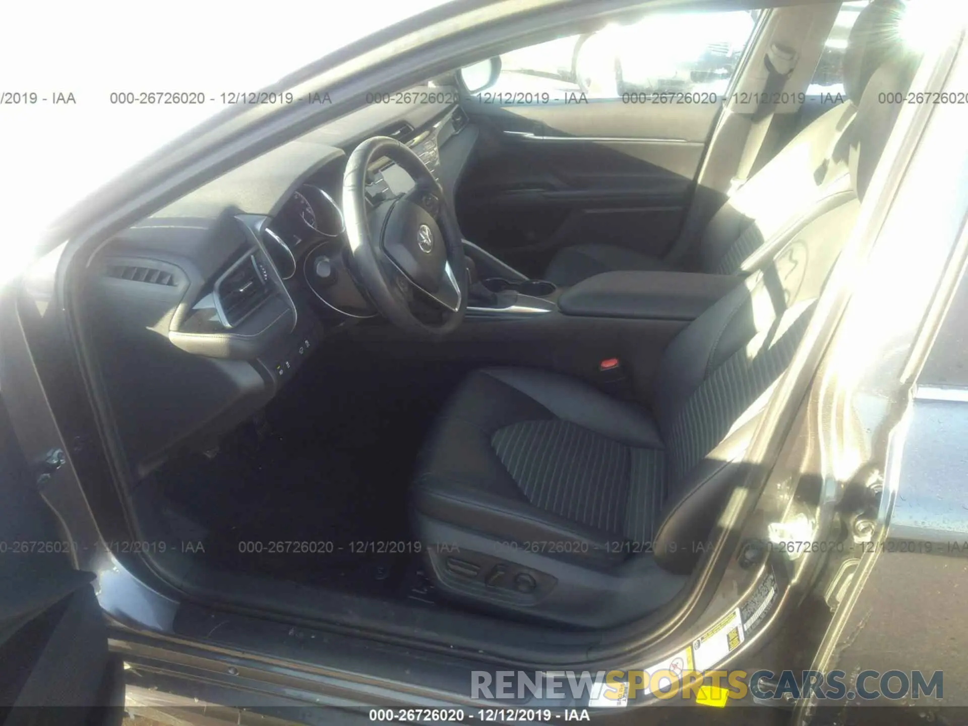 5 Photograph of a damaged car 4T1B11HK8KU722986 TOYOTA CAMRY 2019
