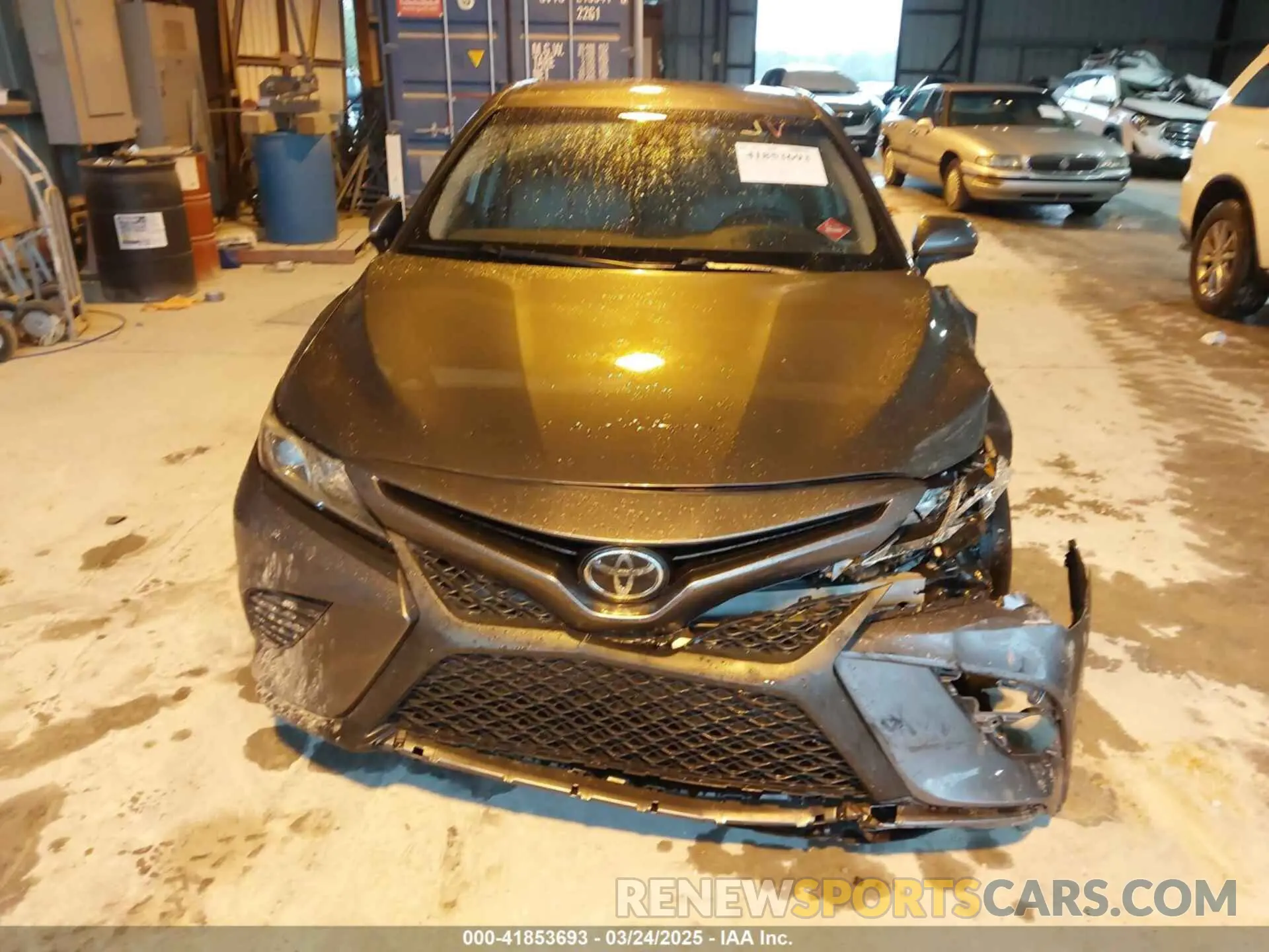 12 Photograph of a damaged car 4T1B11HK8KU723894 TOYOTA CAMRY 2019
