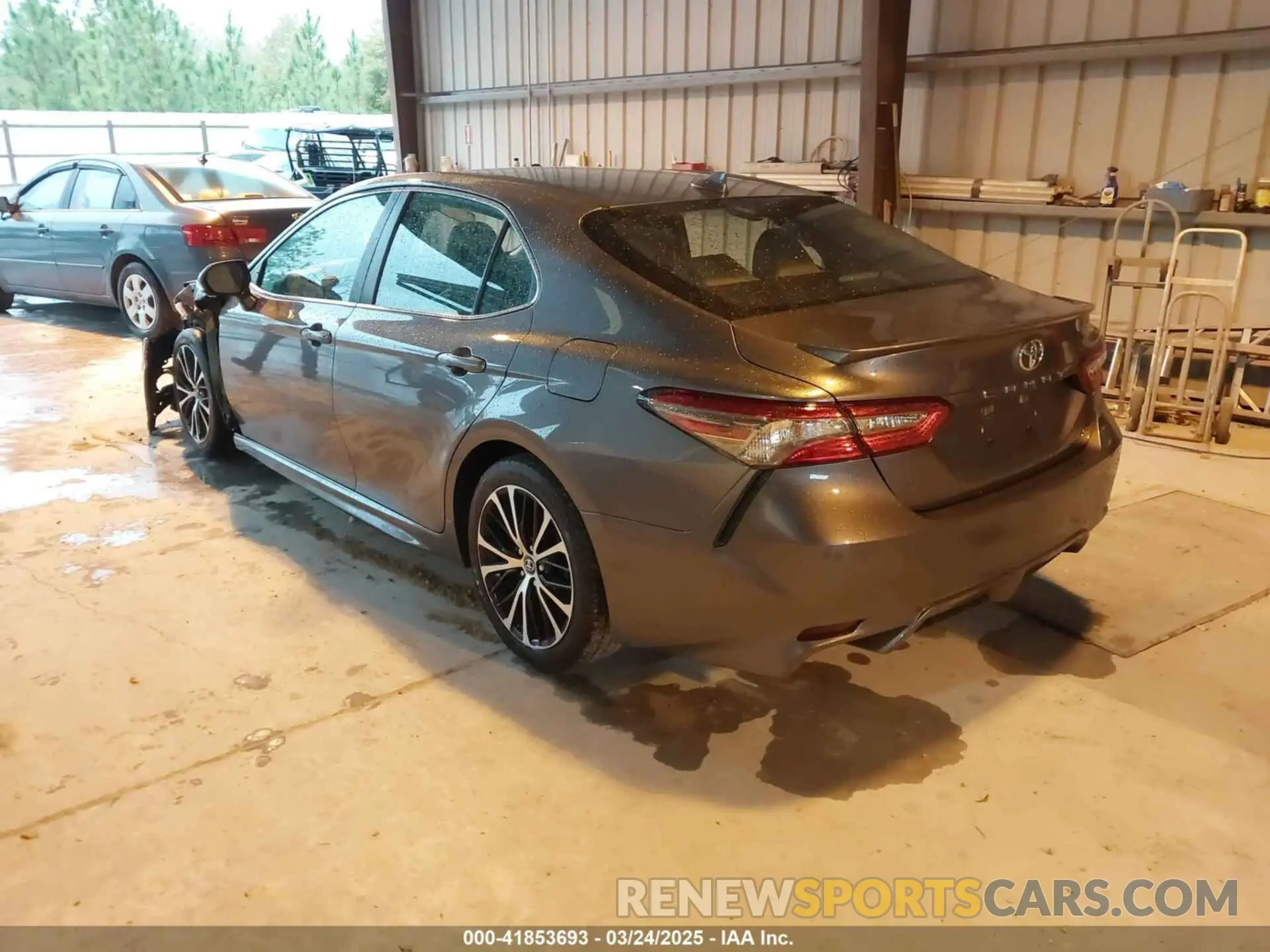 3 Photograph of a damaged car 4T1B11HK8KU723894 TOYOTA CAMRY 2019