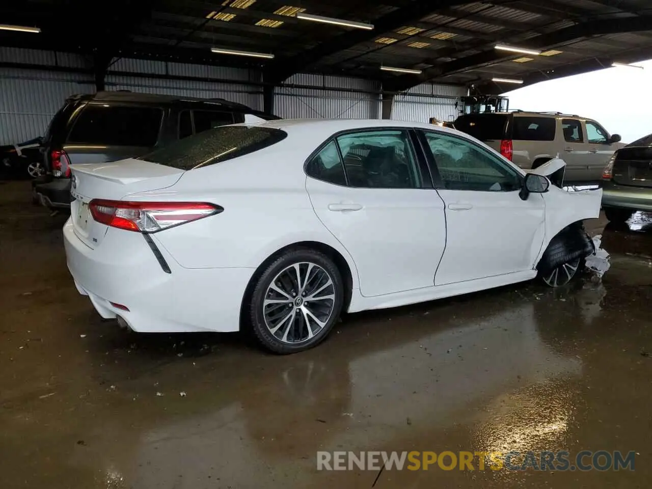 3 Photograph of a damaged car 4T1B11HK8KU741845 TOYOTA CAMRY 2019