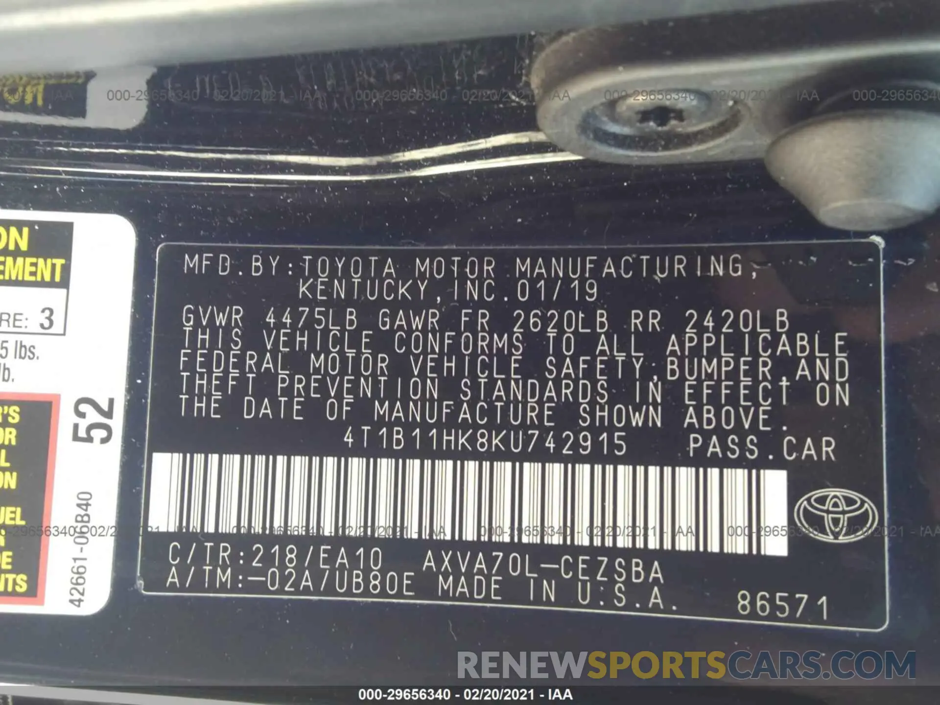 9 Photograph of a damaged car 4T1B11HK8KU742915 TOYOTA CAMRY 2019