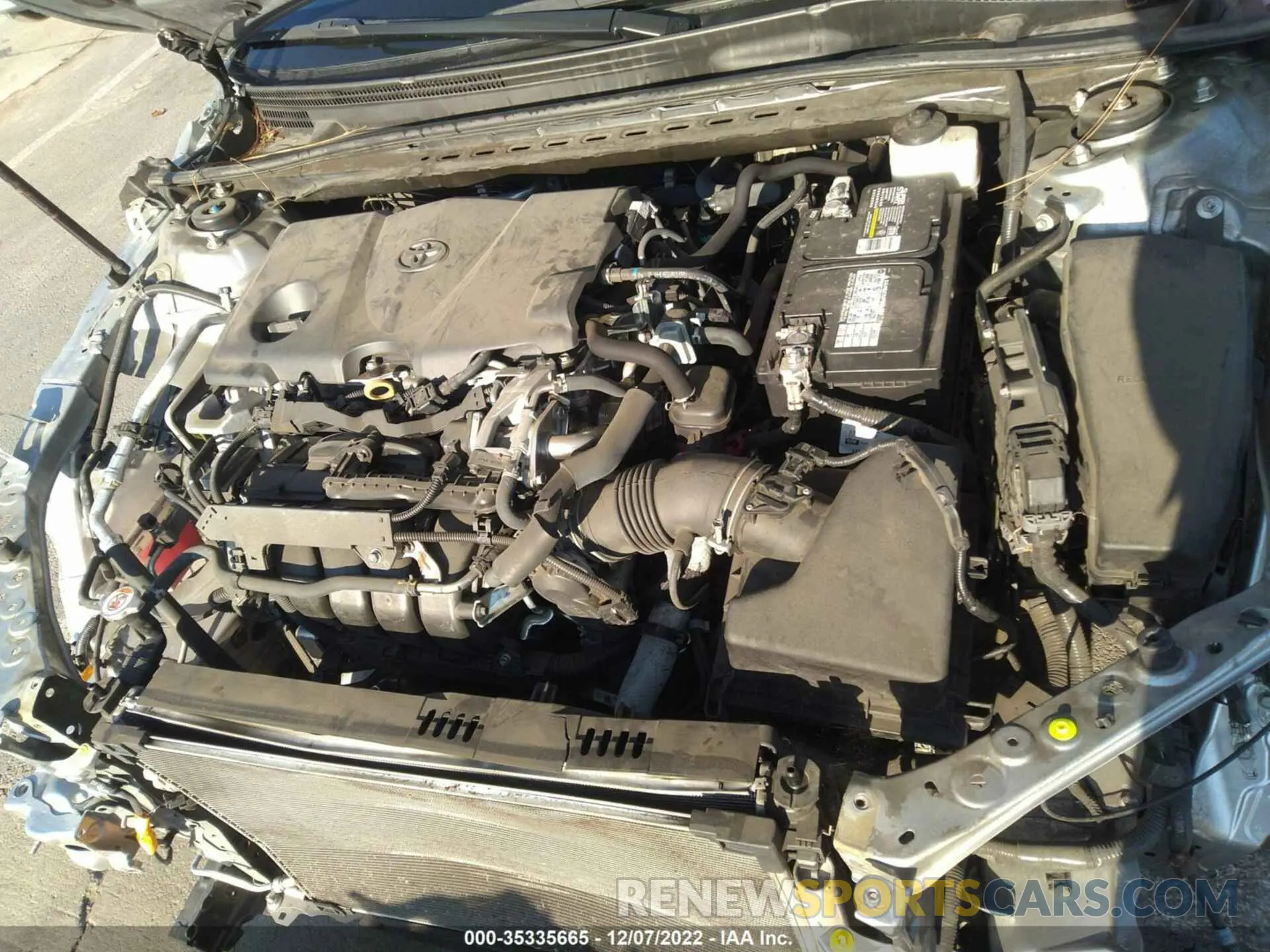 10 Photograph of a damaged car 4T1B11HK8KU743093 TOYOTA CAMRY 2019