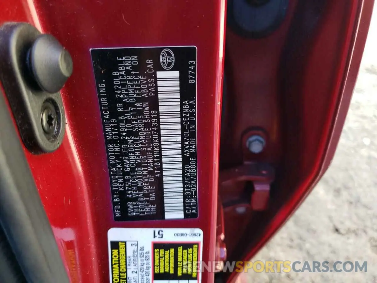 10 Фотография поврежденного автомобиля 4T1B11HK8KU743918 TOYOTA CAMRY 2019