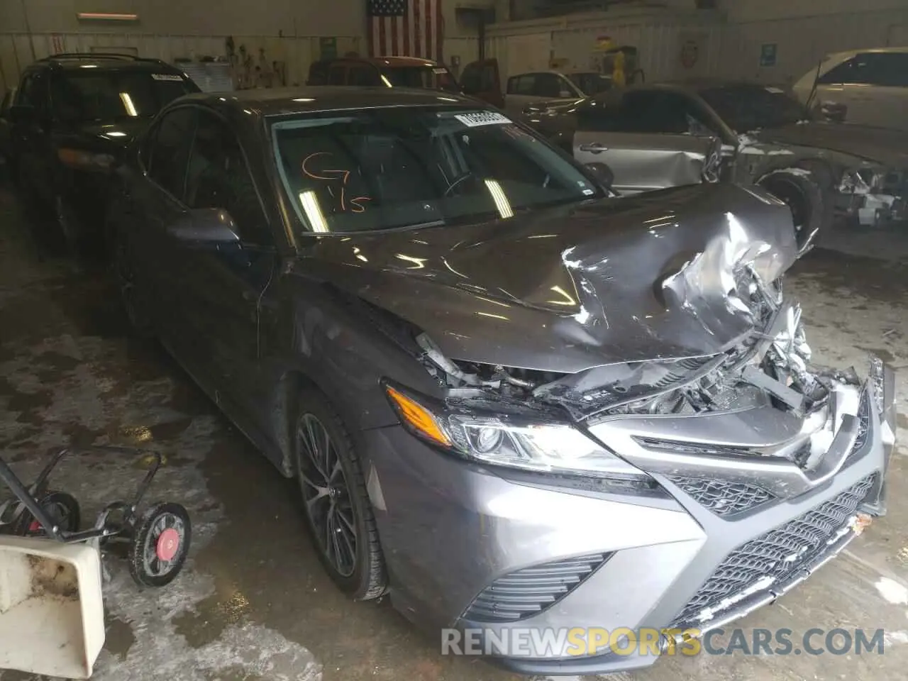1 Photograph of a damaged car 4T1B11HK8KU745099 TOYOTA CAMRY 2019