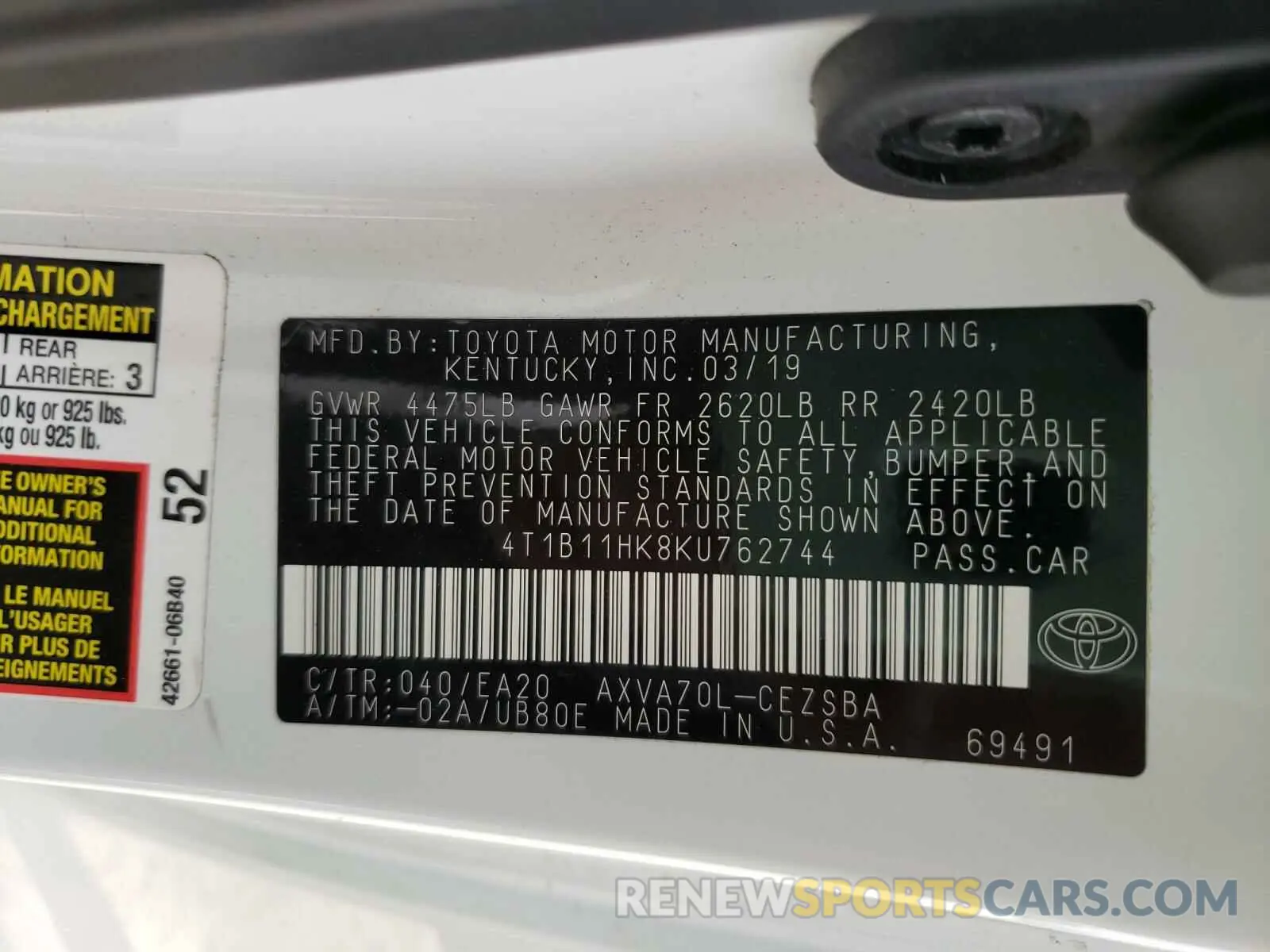 10 Photograph of a damaged car 4T1B11HK8KU762744 TOYOTA CAMRY 2019