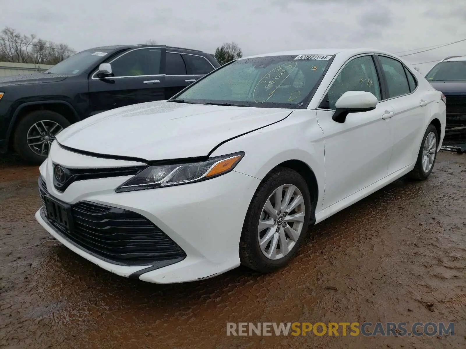 2 Photograph of a damaged car 4T1B11HK8KU776269 TOYOTA CAMRY 2019