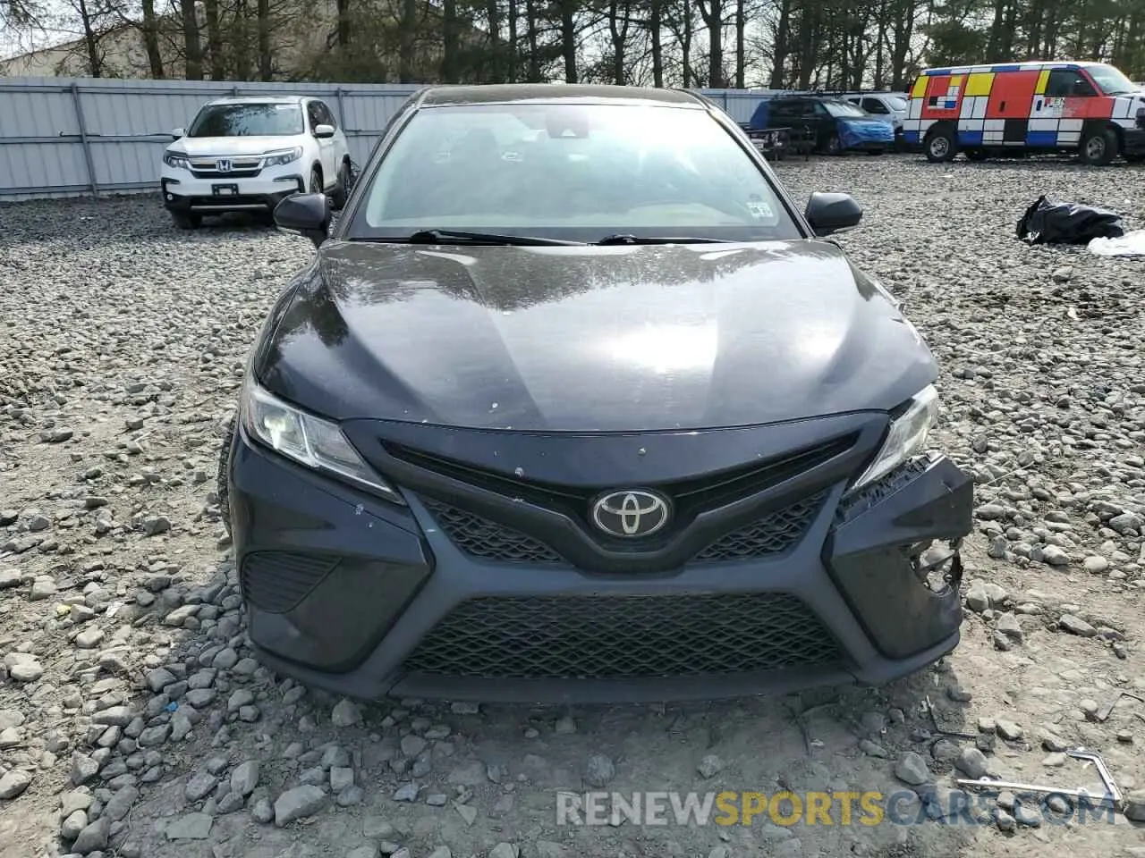 5 Photograph of a damaged car 4T1B11HK8KU779964 TOYOTA CAMRY 2019