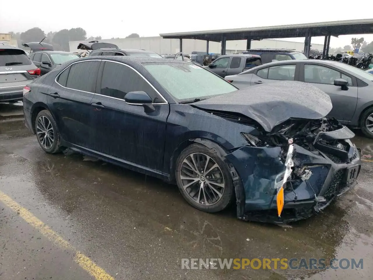 4 Photograph of a damaged car 4T1B11HK8KU780354 TOYOTA CAMRY 2019