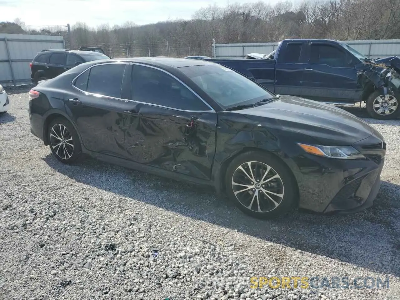 4 Photograph of a damaged car 4T1B11HK8KU783383 TOYOTA CAMRY 2019