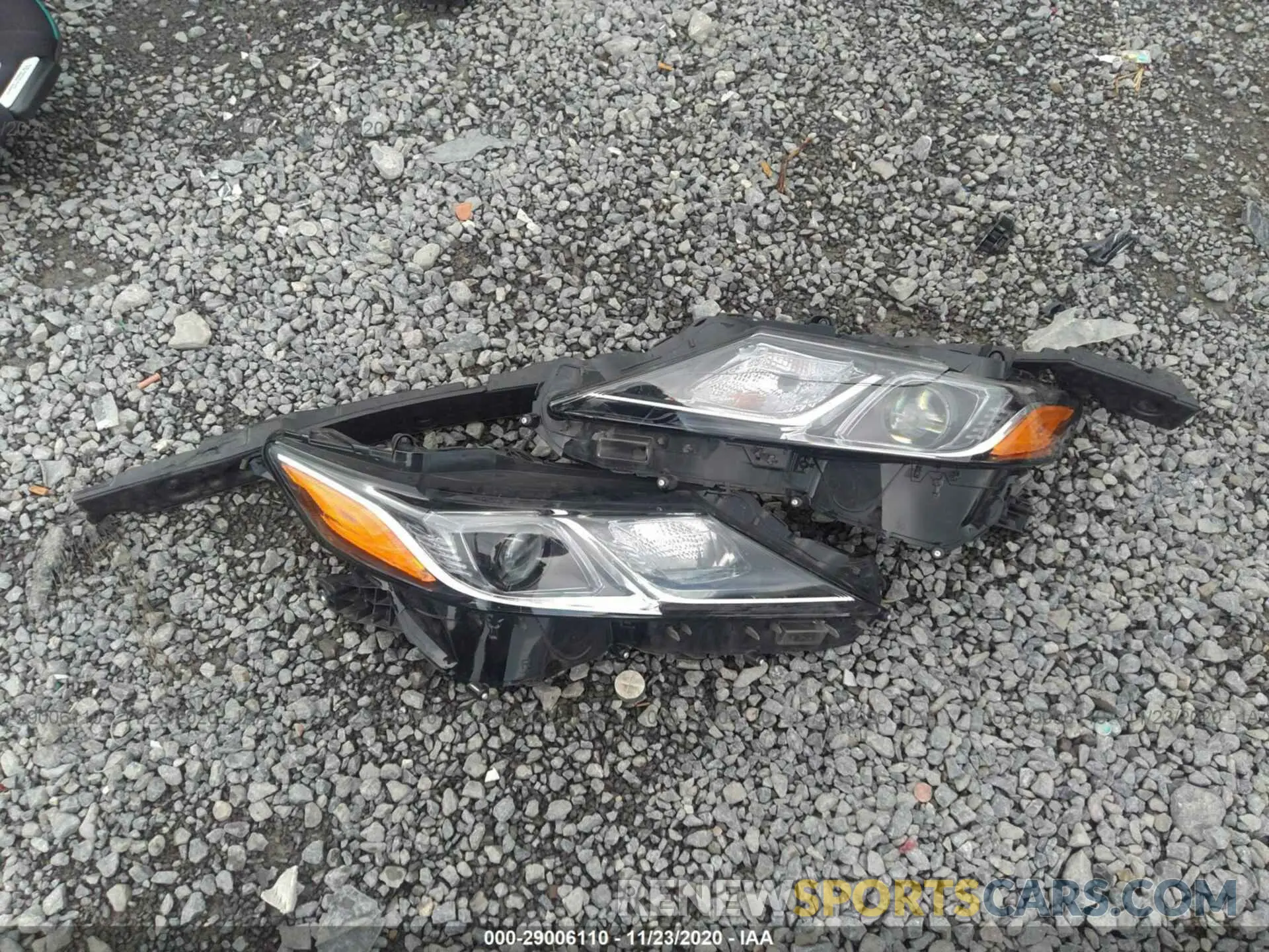 12 Photograph of a damaged car 4T1B11HK8KU793248 TOYOTA CAMRY 2019