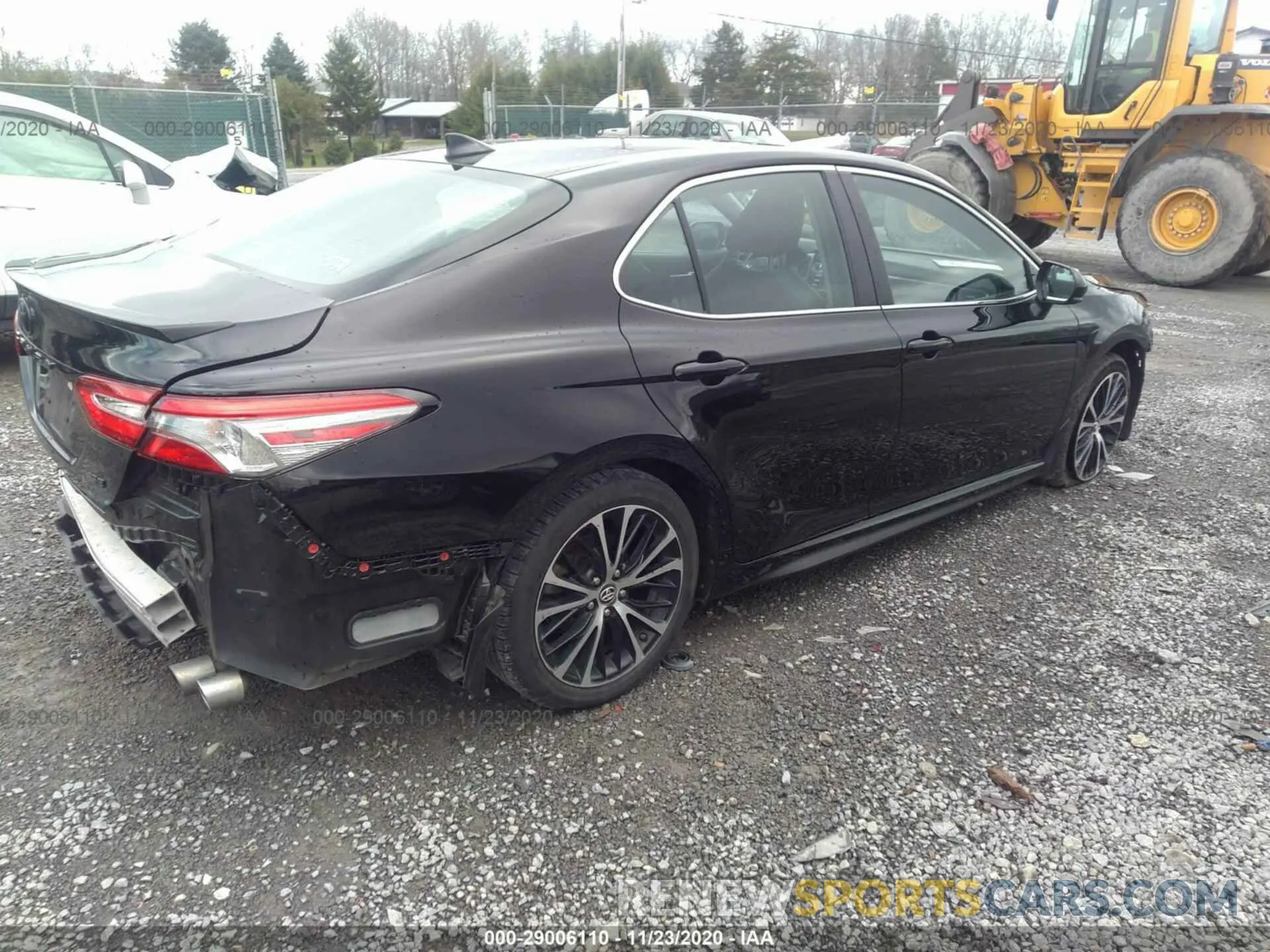 4 Photograph of a damaged car 4T1B11HK8KU793248 TOYOTA CAMRY 2019
