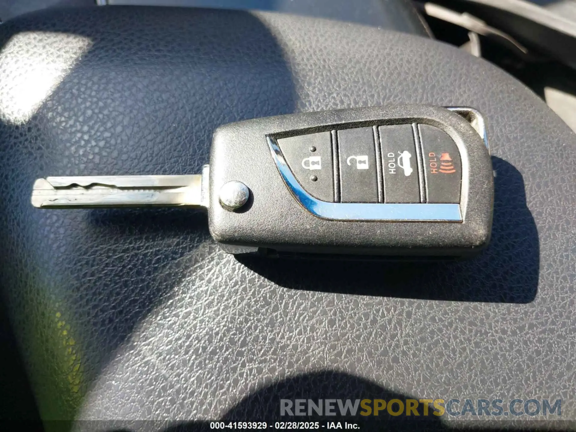 11 Photograph of a damaged car 4T1B11HK8KU793850 TOYOTA CAMRY 2019