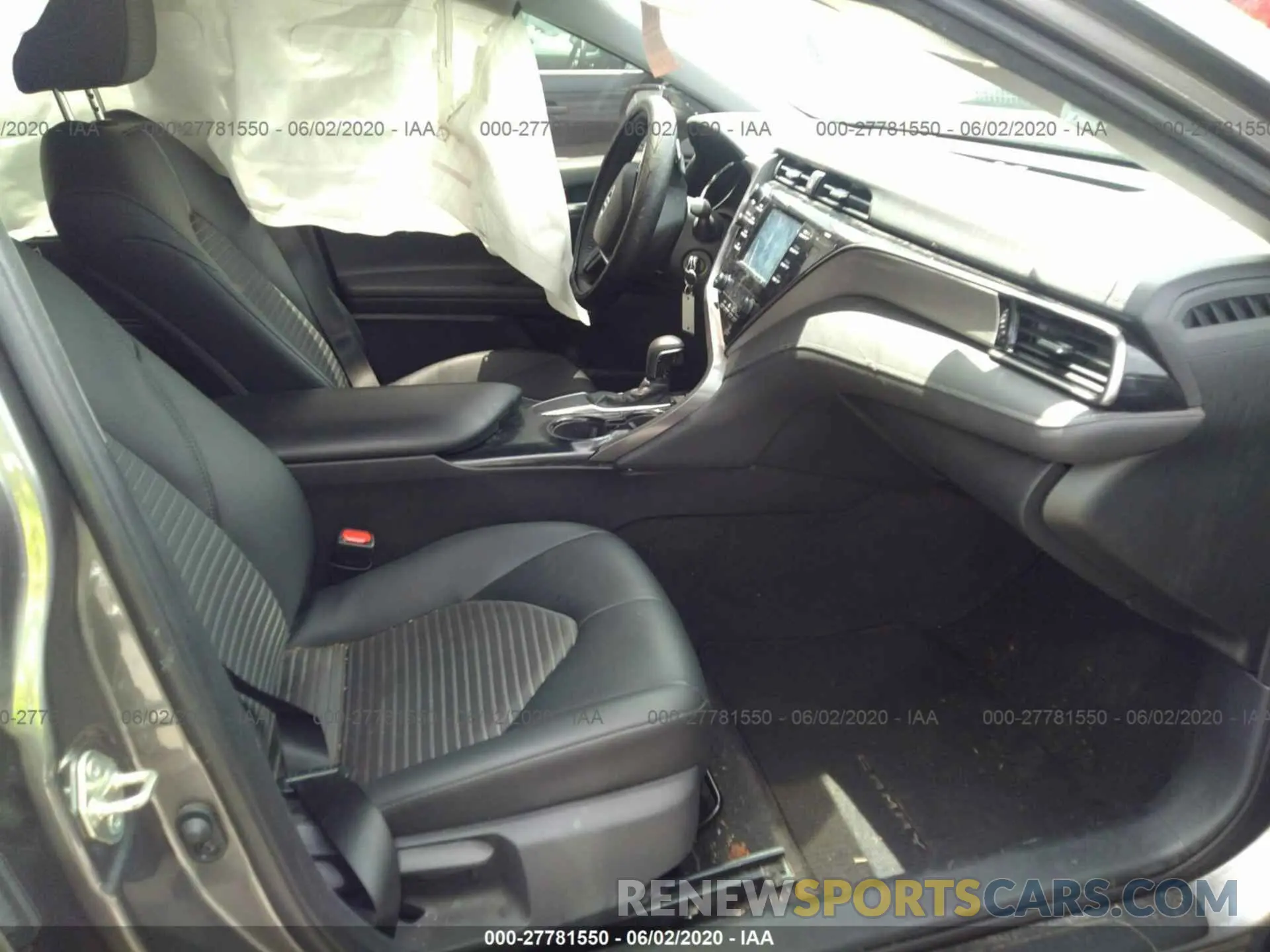 5 Photograph of a damaged car 4T1B11HK8KU799907 TOYOTA CAMRY 2019