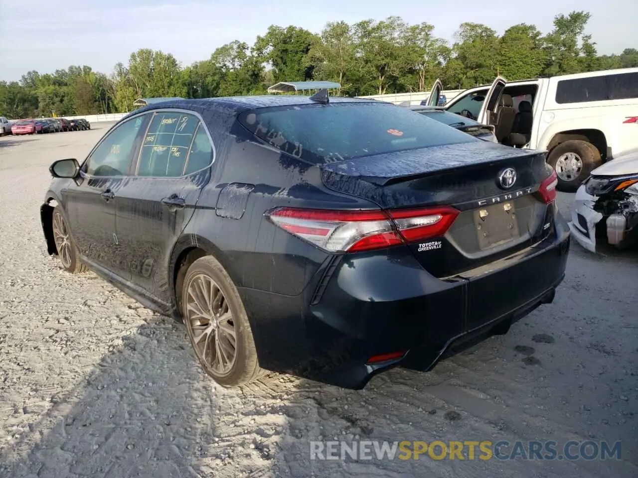 3 Photograph of a damaged car 4T1B11HK8KU802353 TOYOTA CAMRY 2019