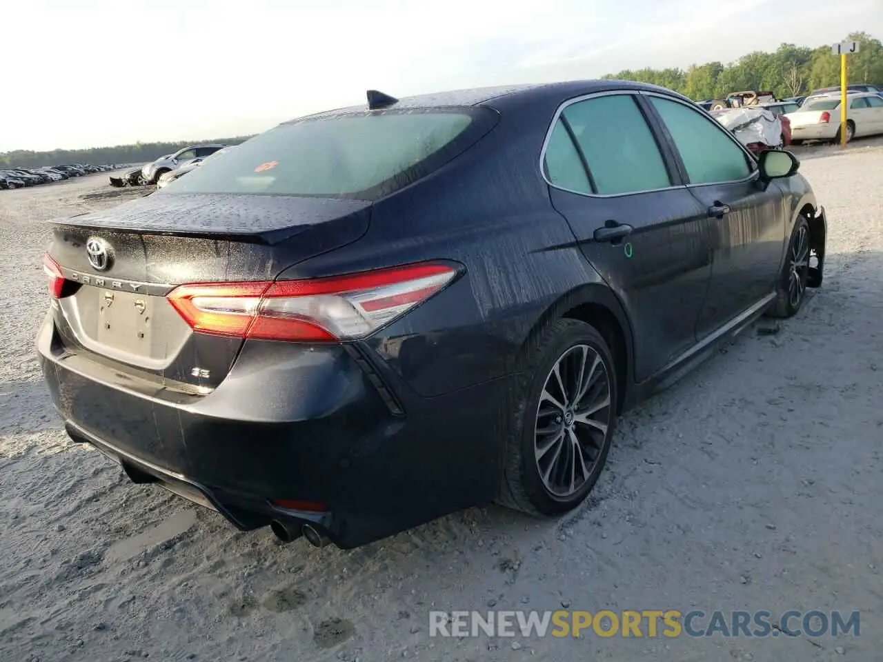 4 Photograph of a damaged car 4T1B11HK8KU802353 TOYOTA CAMRY 2019