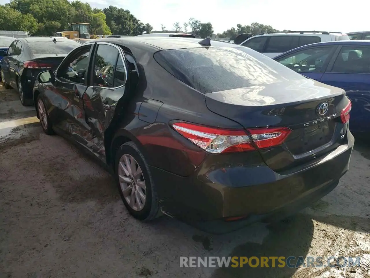3 Photograph of a damaged car 4T1B11HK8KU819623 TOYOTA CAMRY 2019