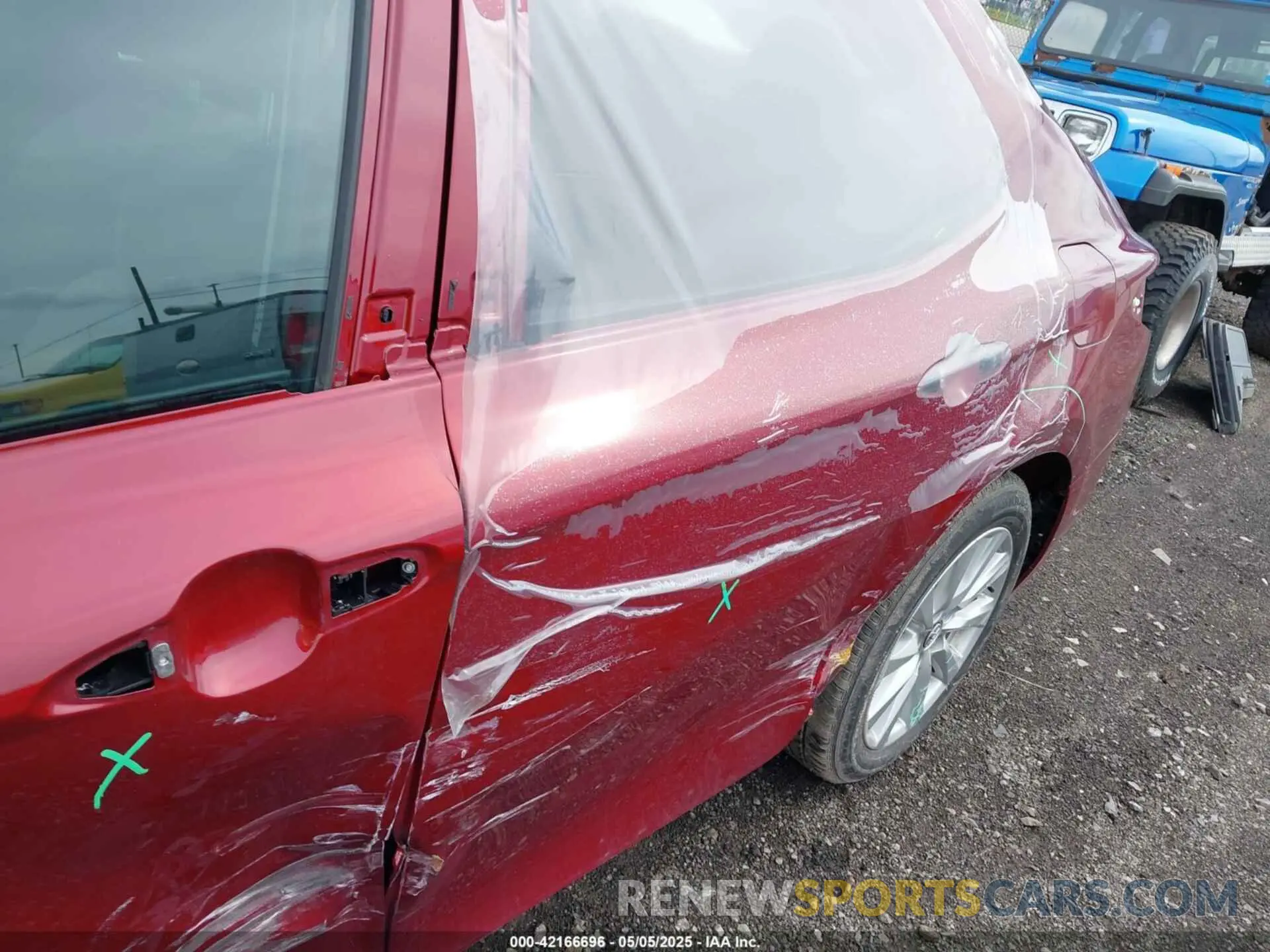 17 Фотография поврежденного автомобиля 4T1B11HK8KU823736 TOYOTA CAMRY 2019