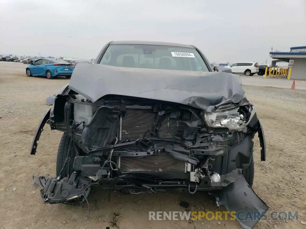 5 Photograph of a damaged car 4T1B11HK8KU827429 TOYOTA CAMRY 2019