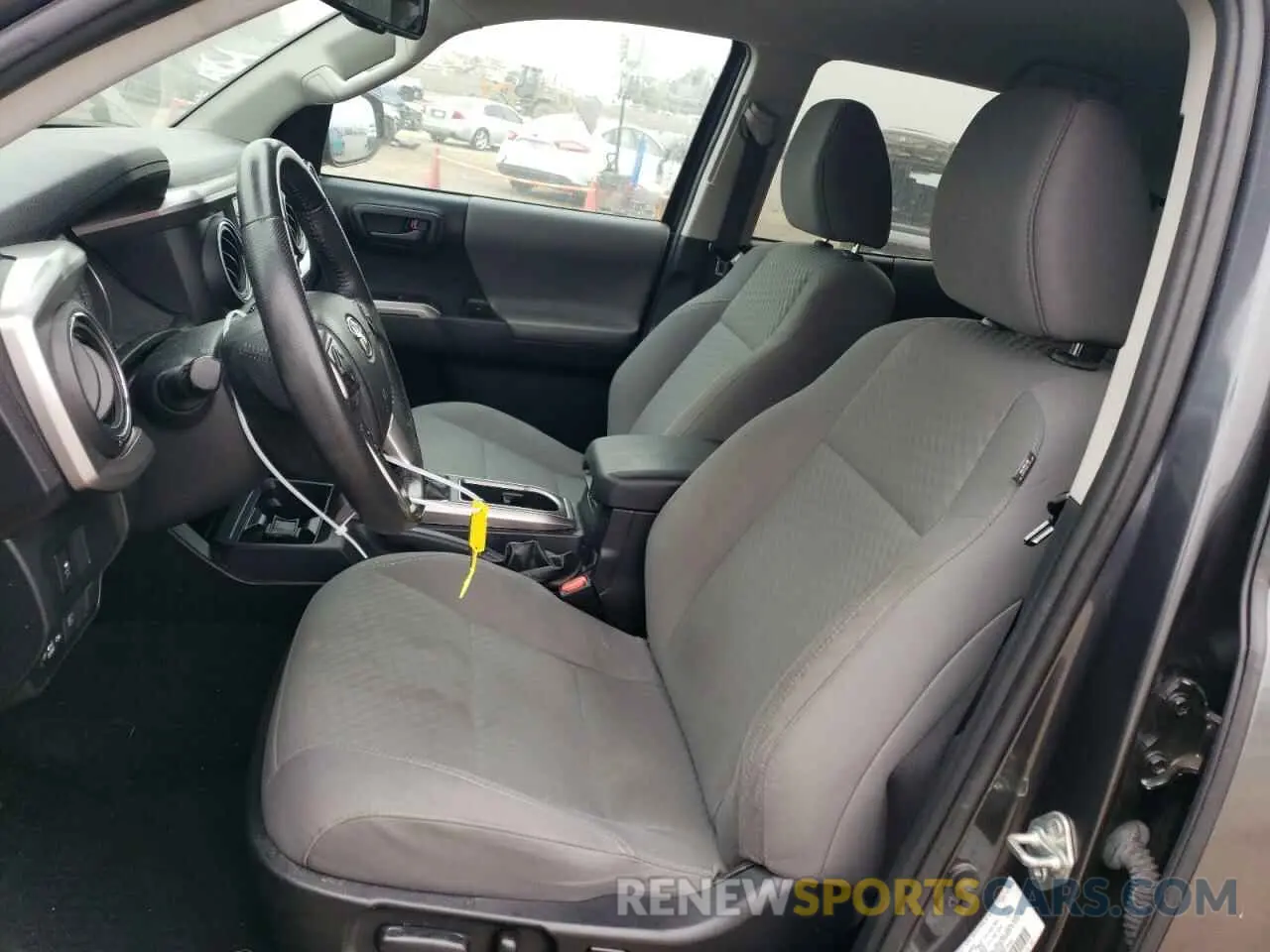 7 Photograph of a damaged car 4T1B11HK8KU827429 TOYOTA CAMRY 2019