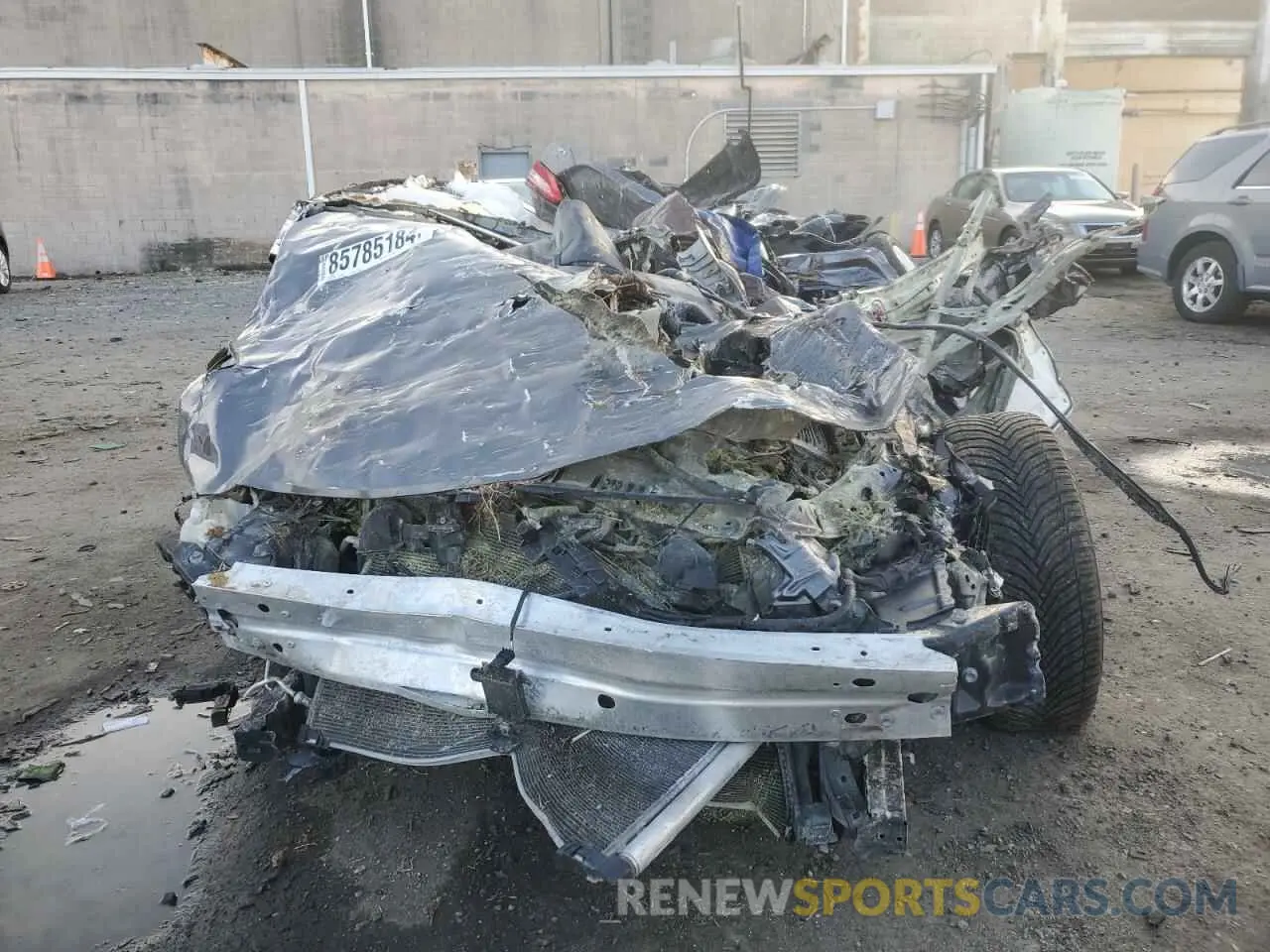 5 Photograph of a damaged car 4T1B11HK8KU832582 TOYOTA CAMRY 2019
