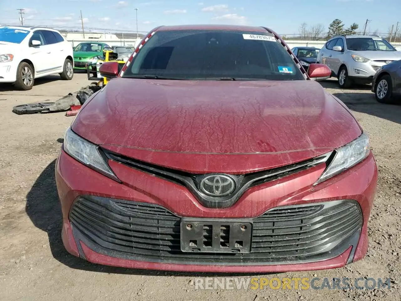 5 Photograph of a damaged car 4T1B11HK8KU833442 TOYOTA CAMRY 2019