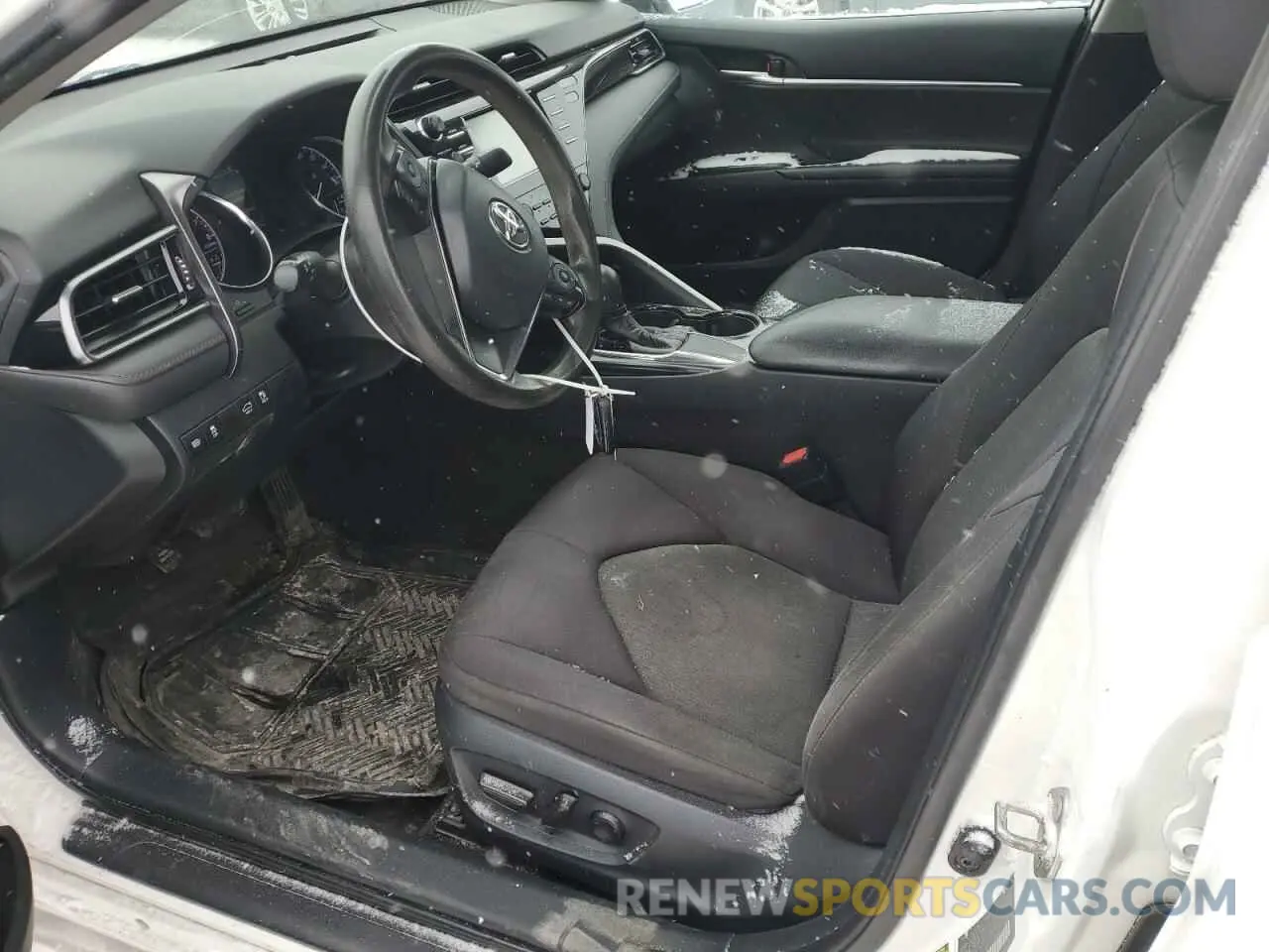 7 Photograph of a damaged car 4T1B11HK8KU836258 TOYOTA CAMRY 2019