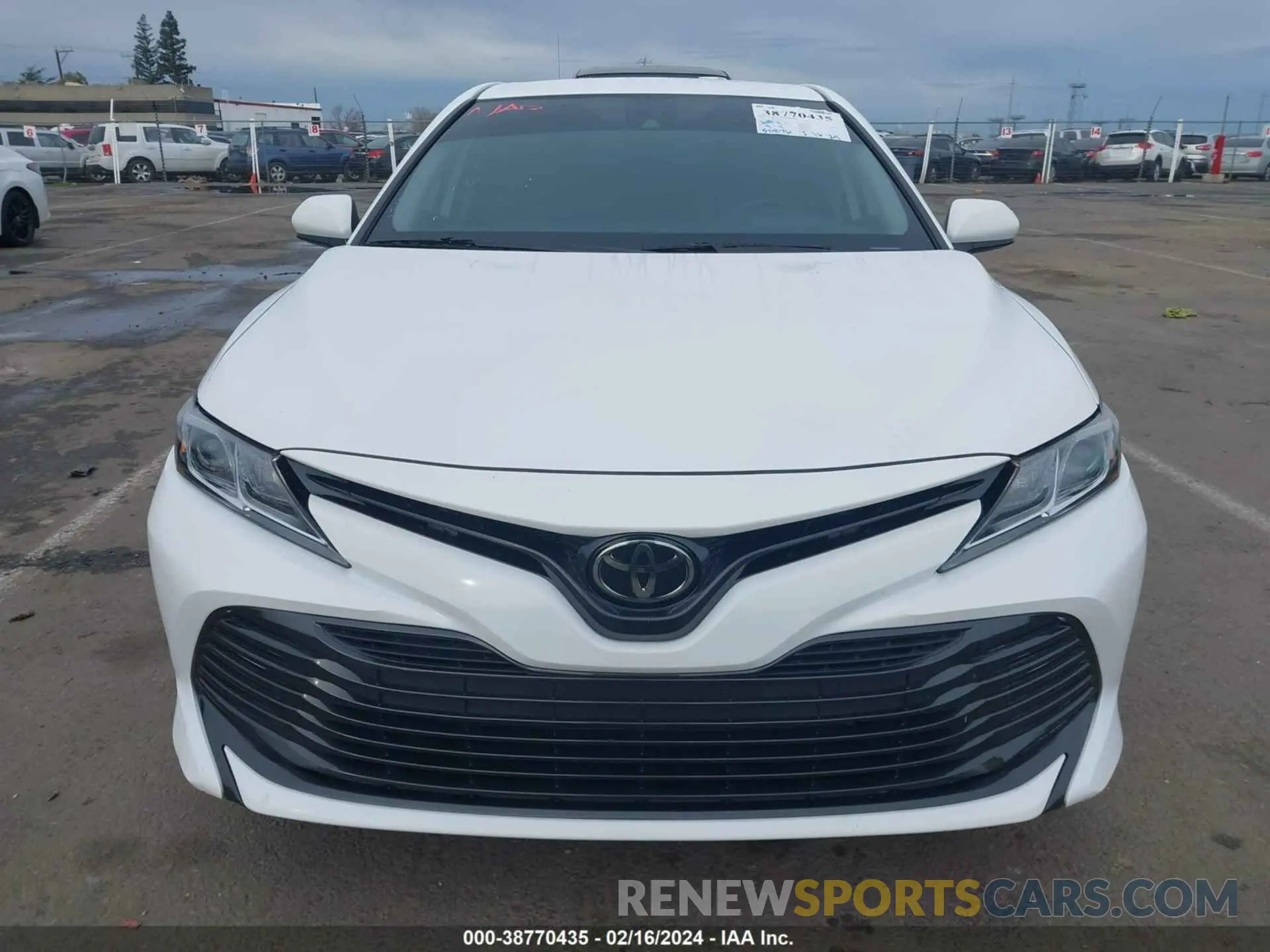 13 Photograph of a damaged car 4T1B11HK8KU837121 TOYOTA CAMRY 2019