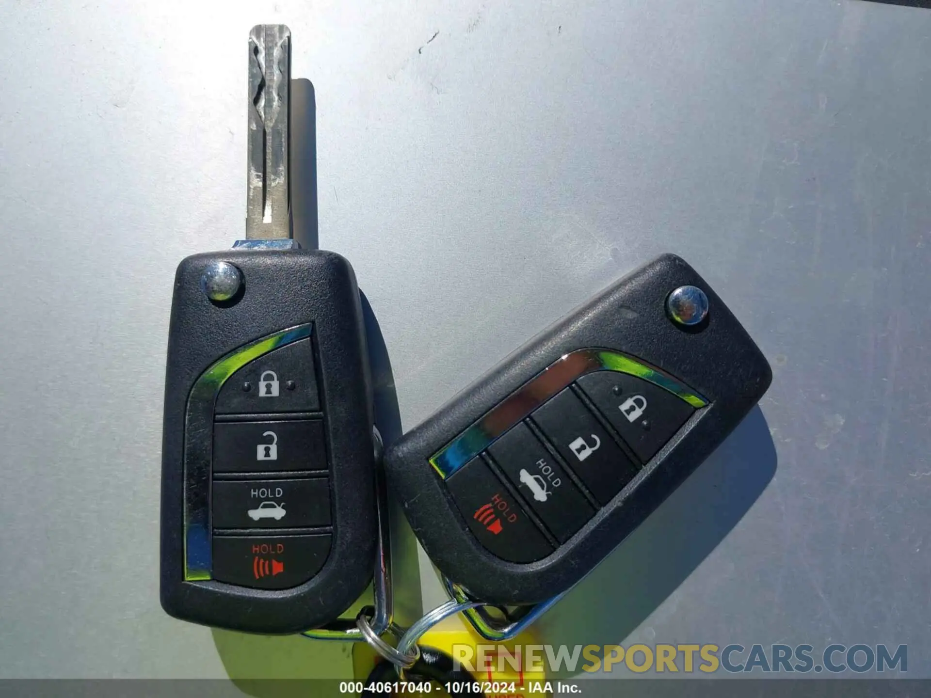 11 Photograph of a damaged car 4T1B11HK9KU160516 TOYOTA CAMRY 2019