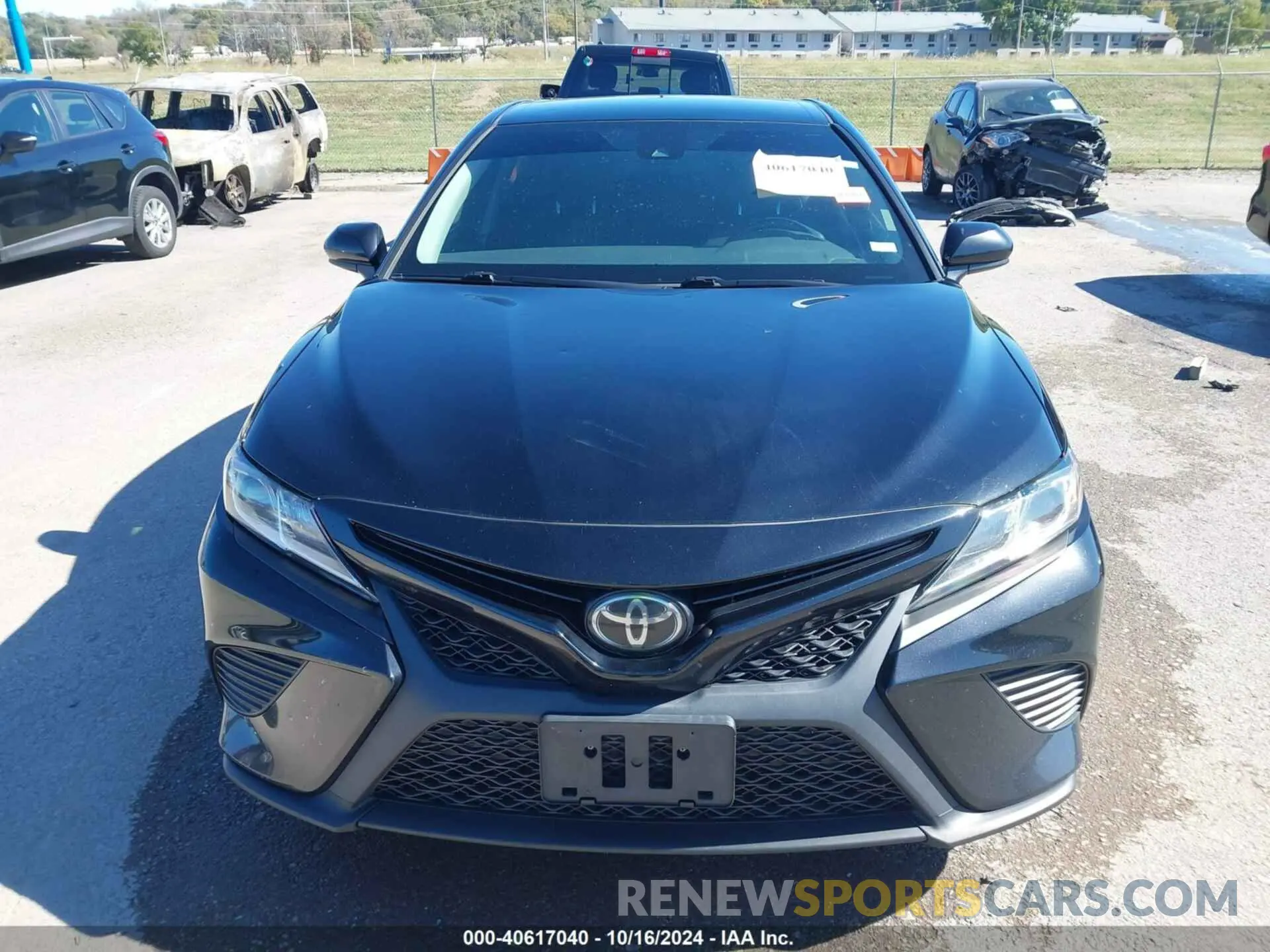 12 Photograph of a damaged car 4T1B11HK9KU160516 TOYOTA CAMRY 2019