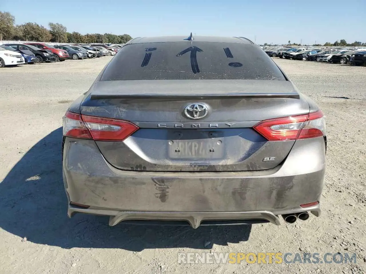 6 Photograph of a damaged car 4T1B11HK9KU172004 TOYOTA CAMRY 2019