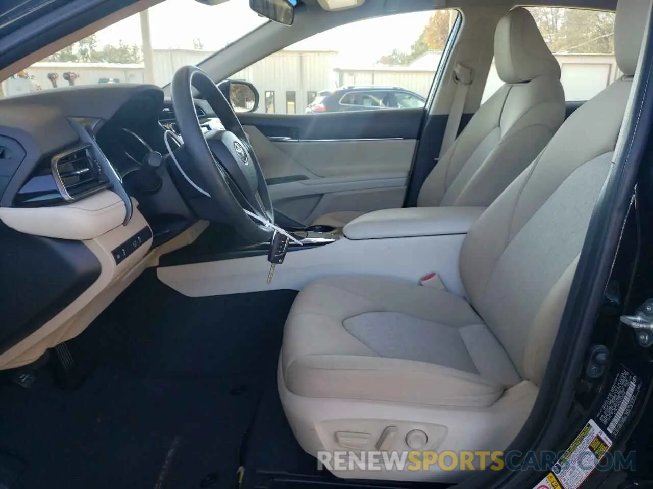 7 Фотография поврежденного автомобиля 4T1B11HK9KU175064 TOYOTA CAMRY 2019