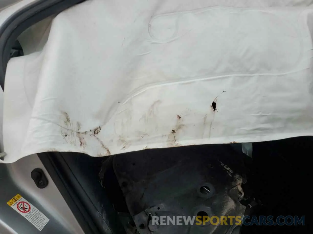 10 Photograph of a damaged car 4T1B11HK9KU184167 TOYOTA CAMRY 2019
