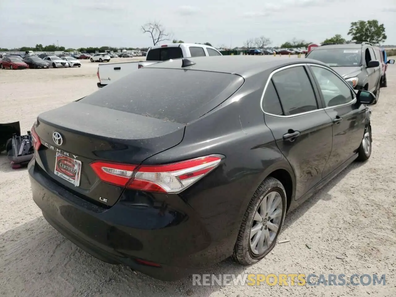 4 Photograph of a damaged car 4T1B11HK9KU205647 TOYOTA CAMRY 2019