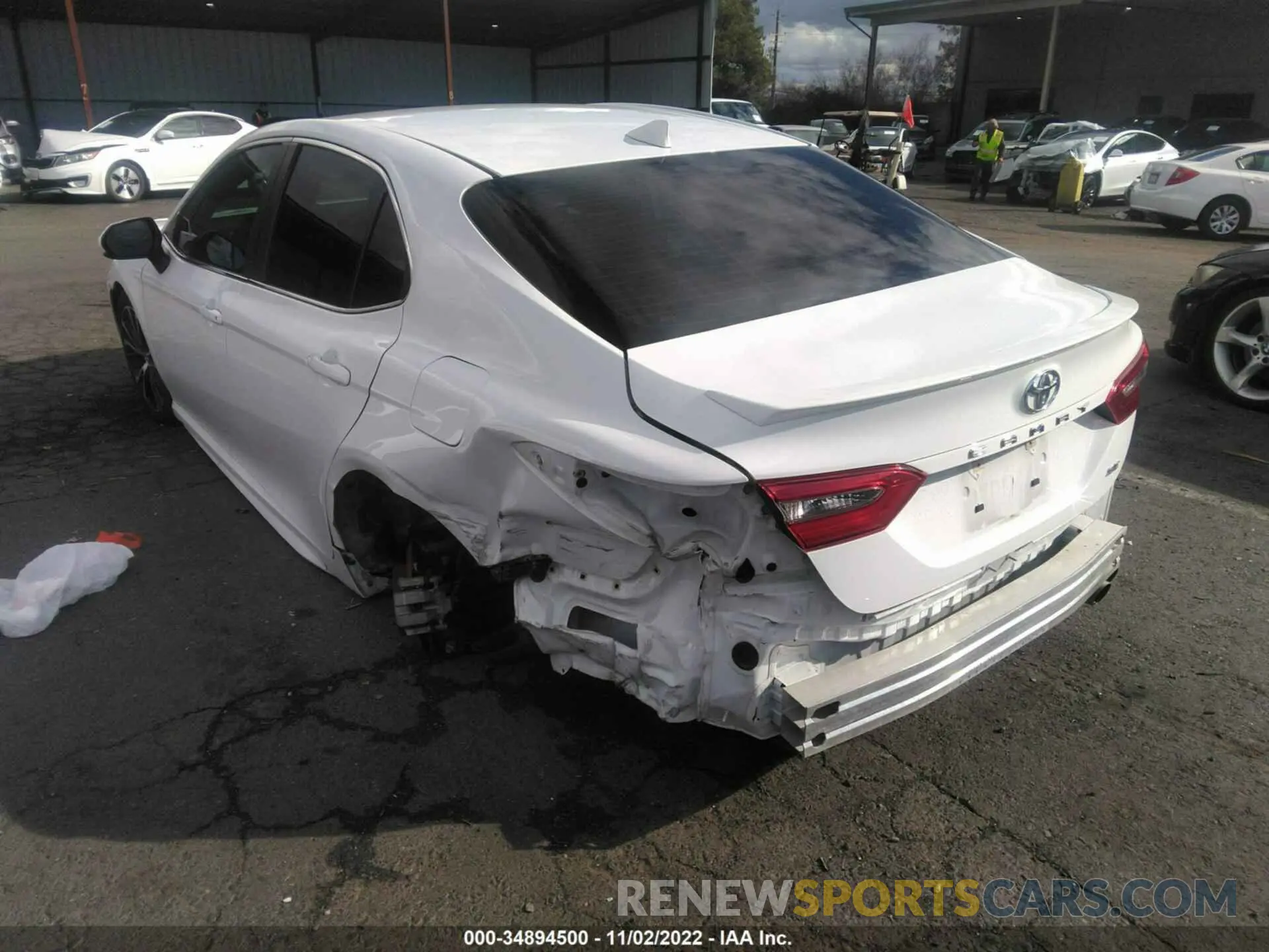 6 Photograph of a damaged car 4T1B11HK9KU209035 TOYOTA CAMRY 2019