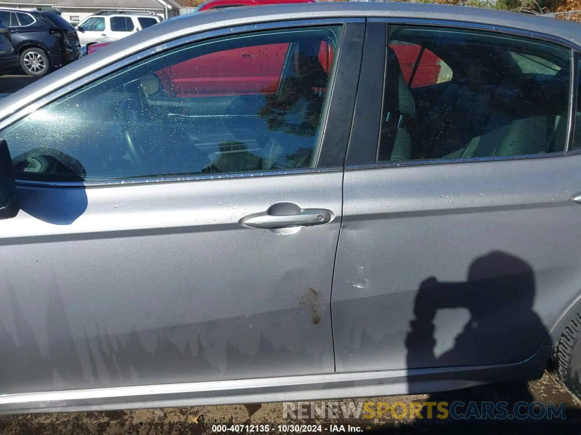 14 Photograph of a damaged car 4T1B11HK9KU212100 TOYOTA CAMRY 2019