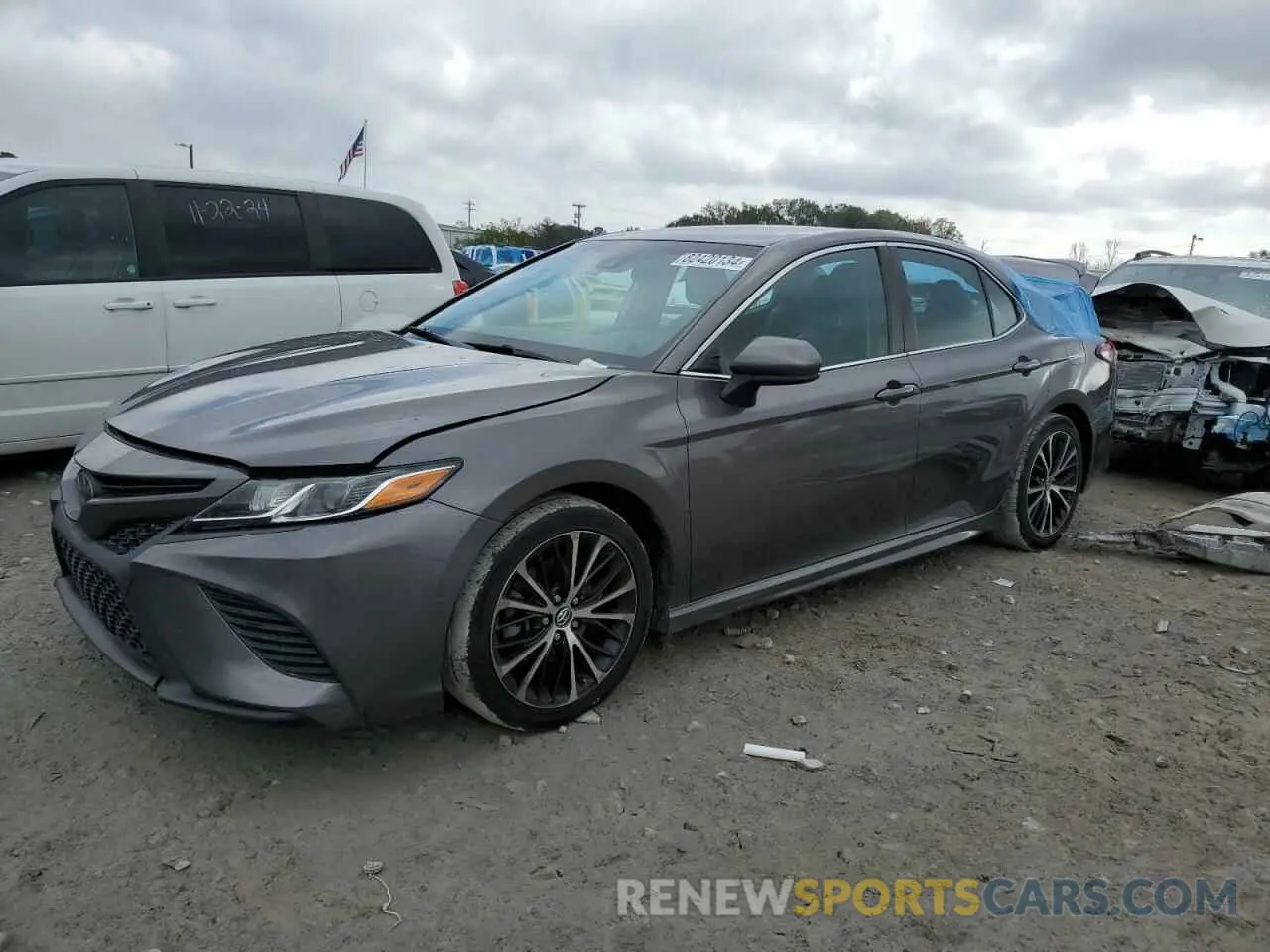 1 Photograph of a damaged car 4T1B11HK9KU217202 TOYOTA CAMRY 2019