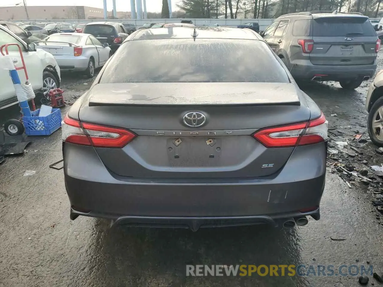 6 Photograph of a damaged car 4T1B11HK9KU217281 TOYOTA CAMRY 2019