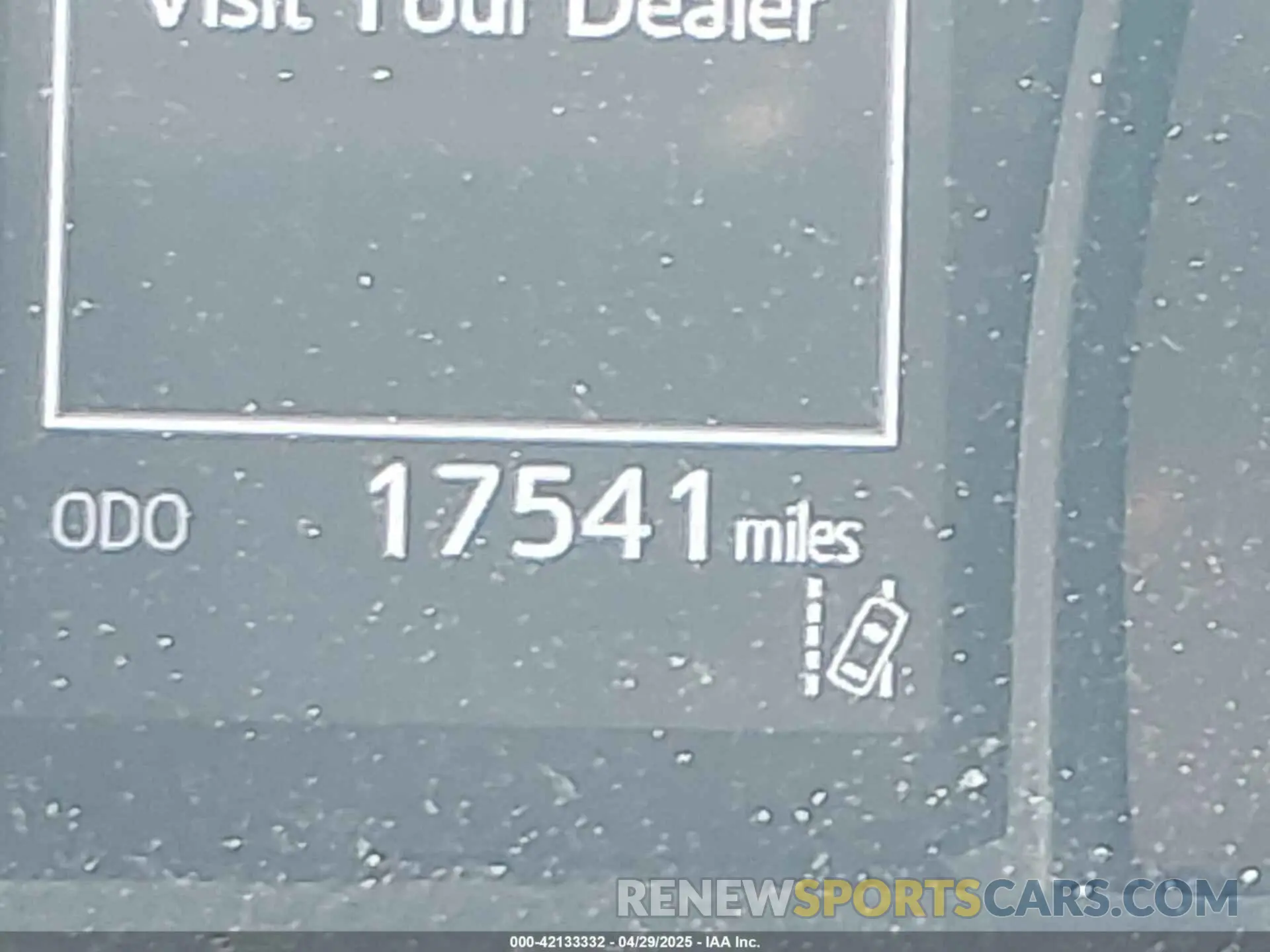16 Photograph of a damaged car 4T1B11HK9KU229110 TOYOTA CAMRY 2019