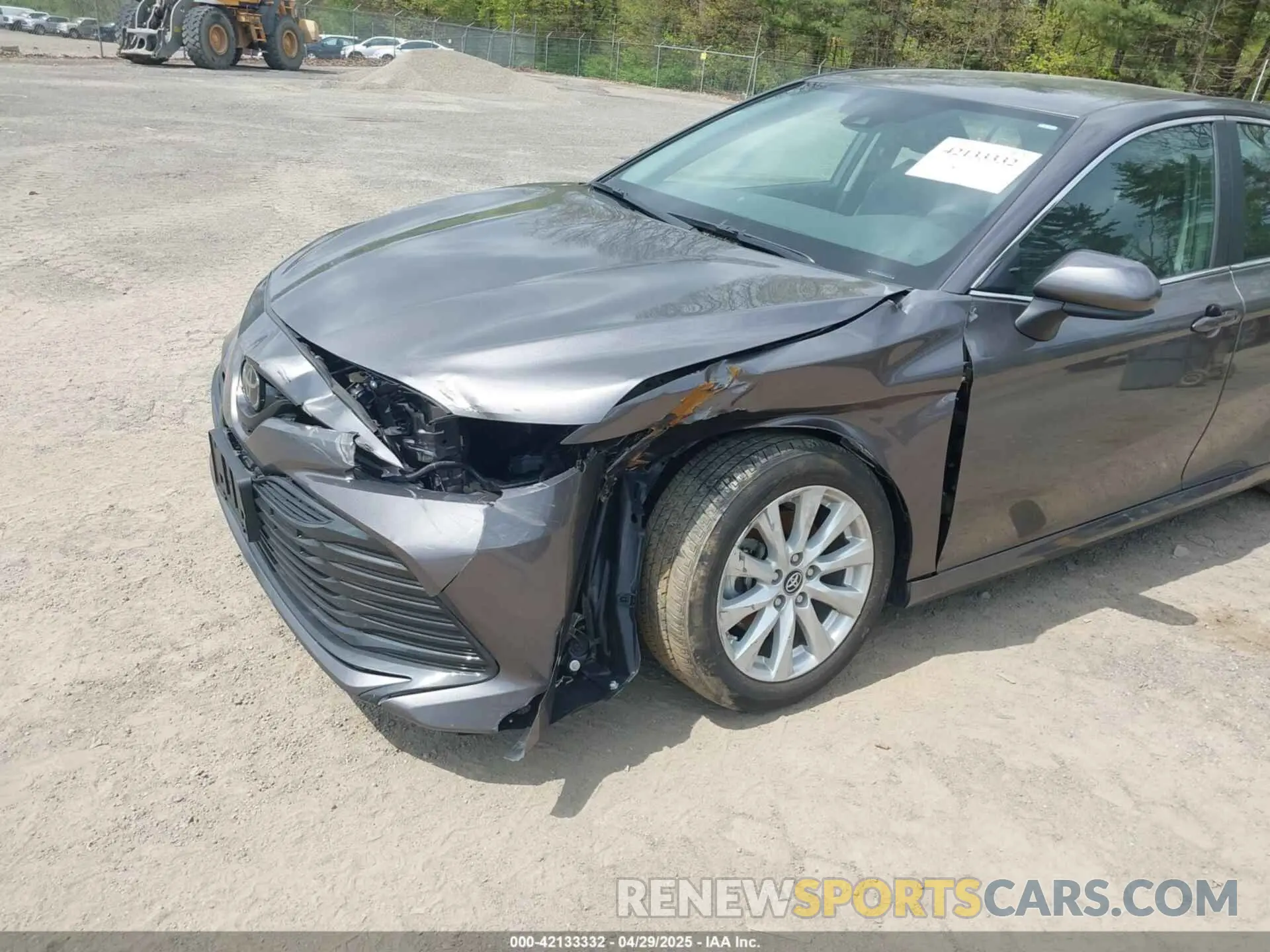 6 Photograph of a damaged car 4T1B11HK9KU229110 TOYOTA CAMRY 2019