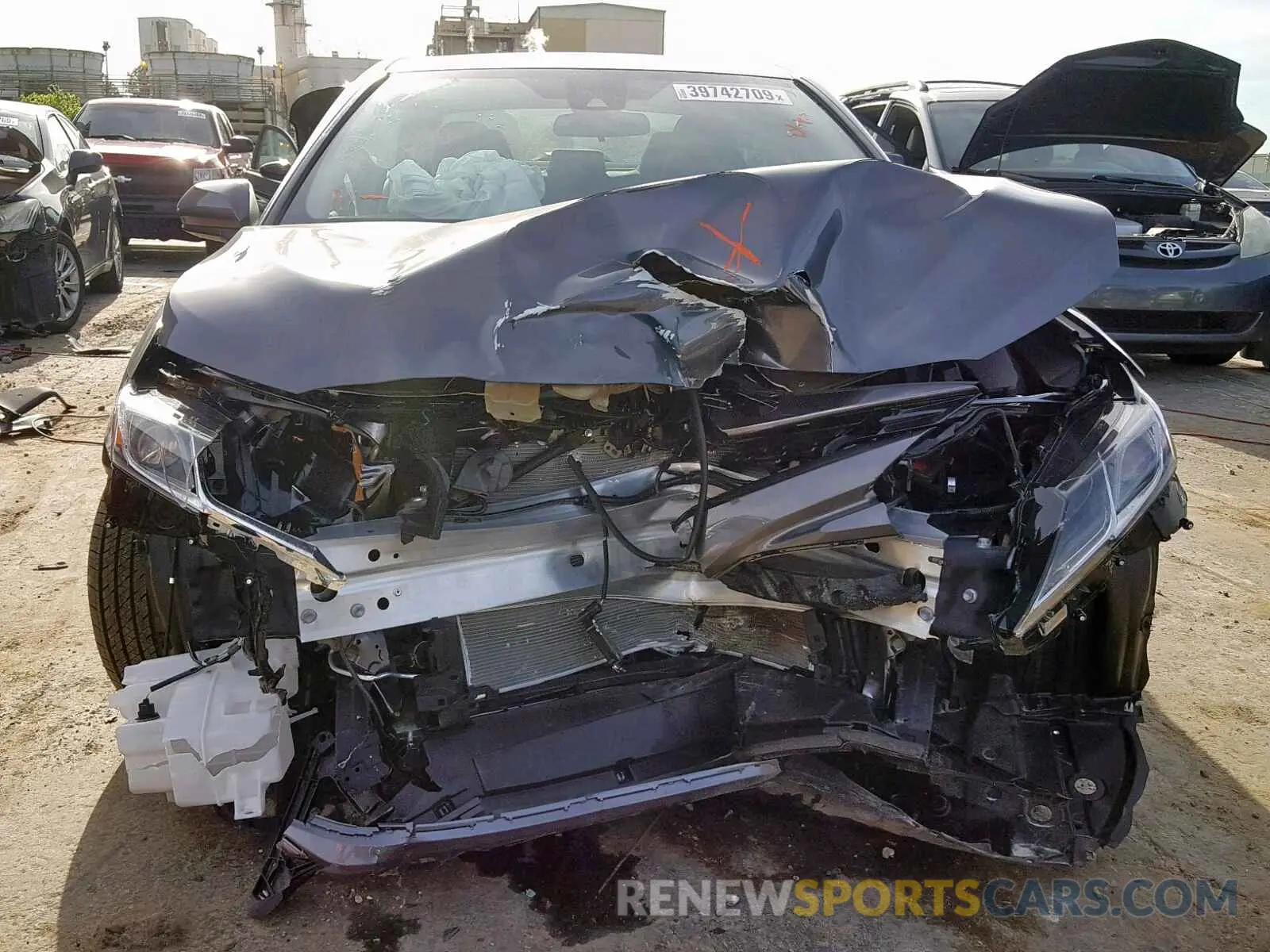 9 Photograph of a damaged car 4T1B11HK9KU239572 TOYOTA CAMRY 2019
