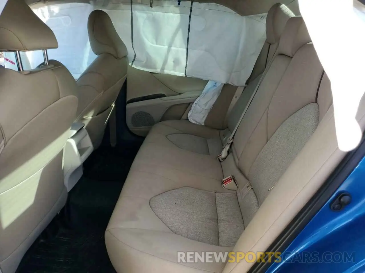 10 Photograph of a damaged car 4T1B11HK9KU260910 TOYOTA CAMRY 2019