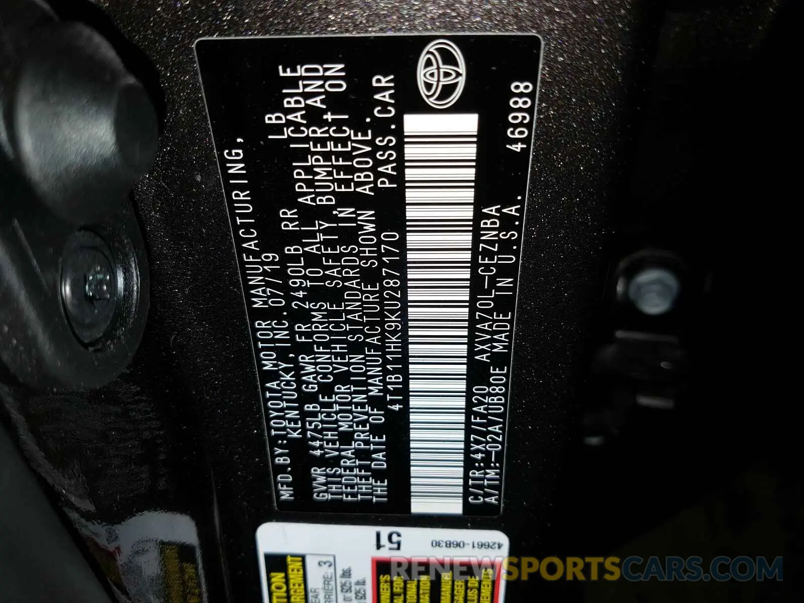 10 Photograph of a damaged car 4T1B11HK9KU287170 TOYOTA CAMRY 2019