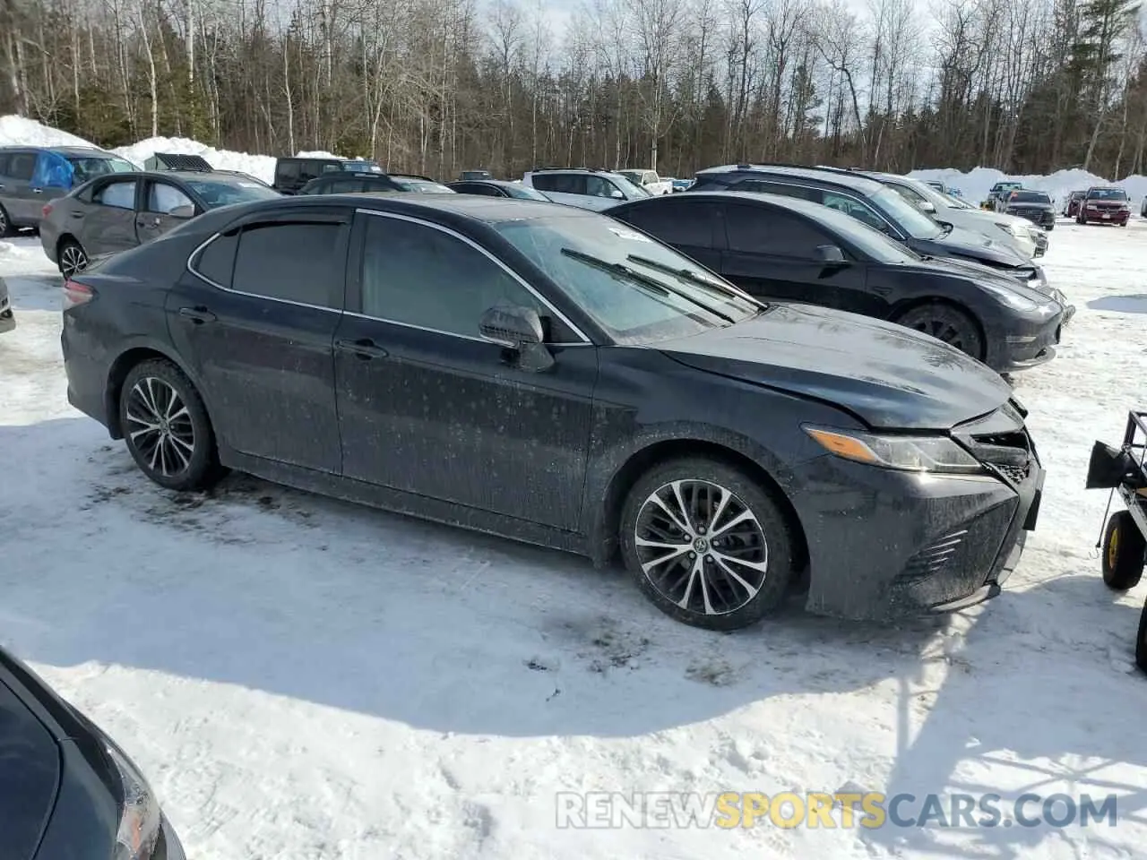 4 Photograph of a damaged car 4T1B11HK9KU679372 TOYOTA CAMRY 2019