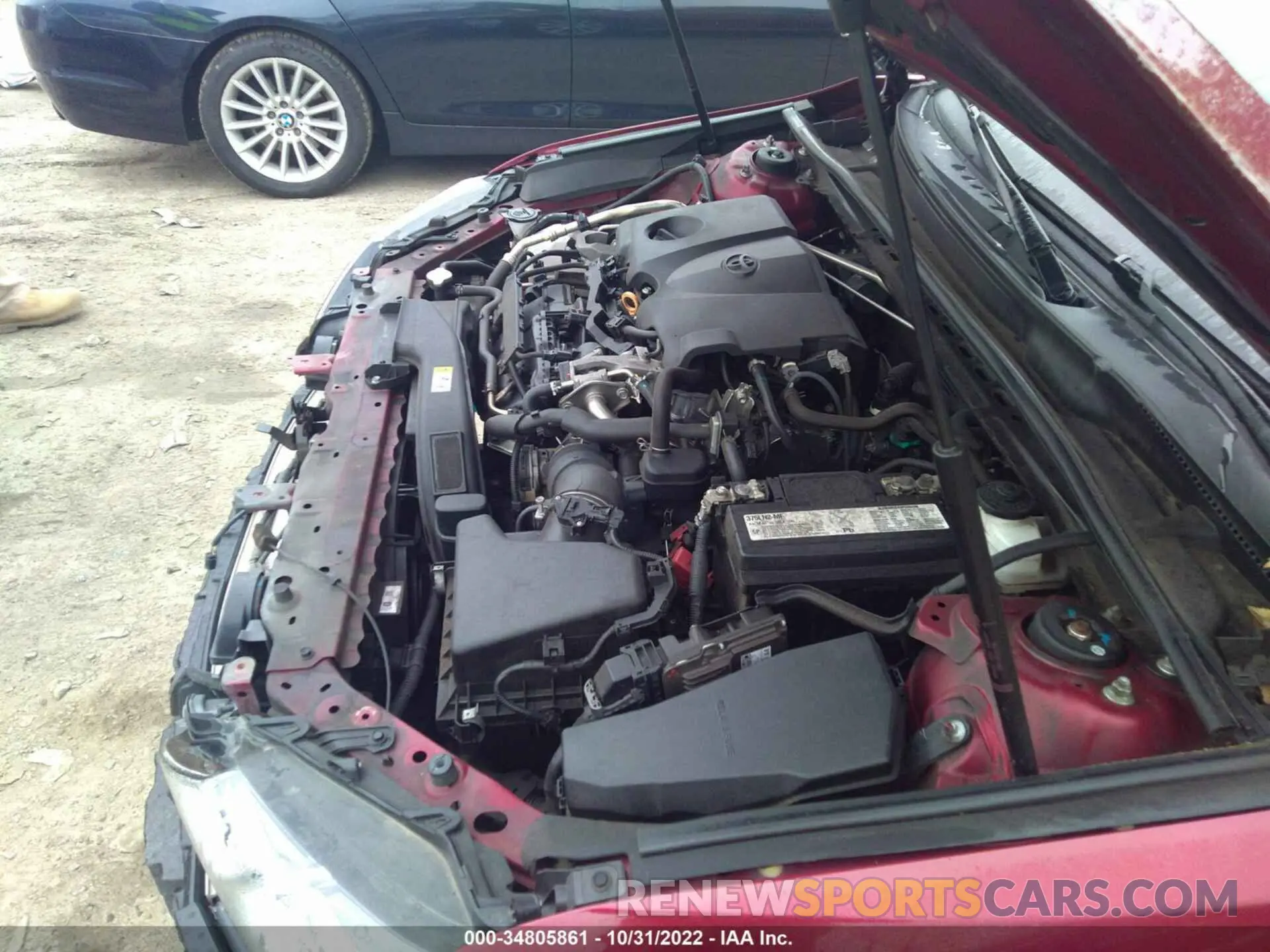10 Photograph of a damaged car 4T1B11HK9KU687679 TOYOTA CAMRY 2019