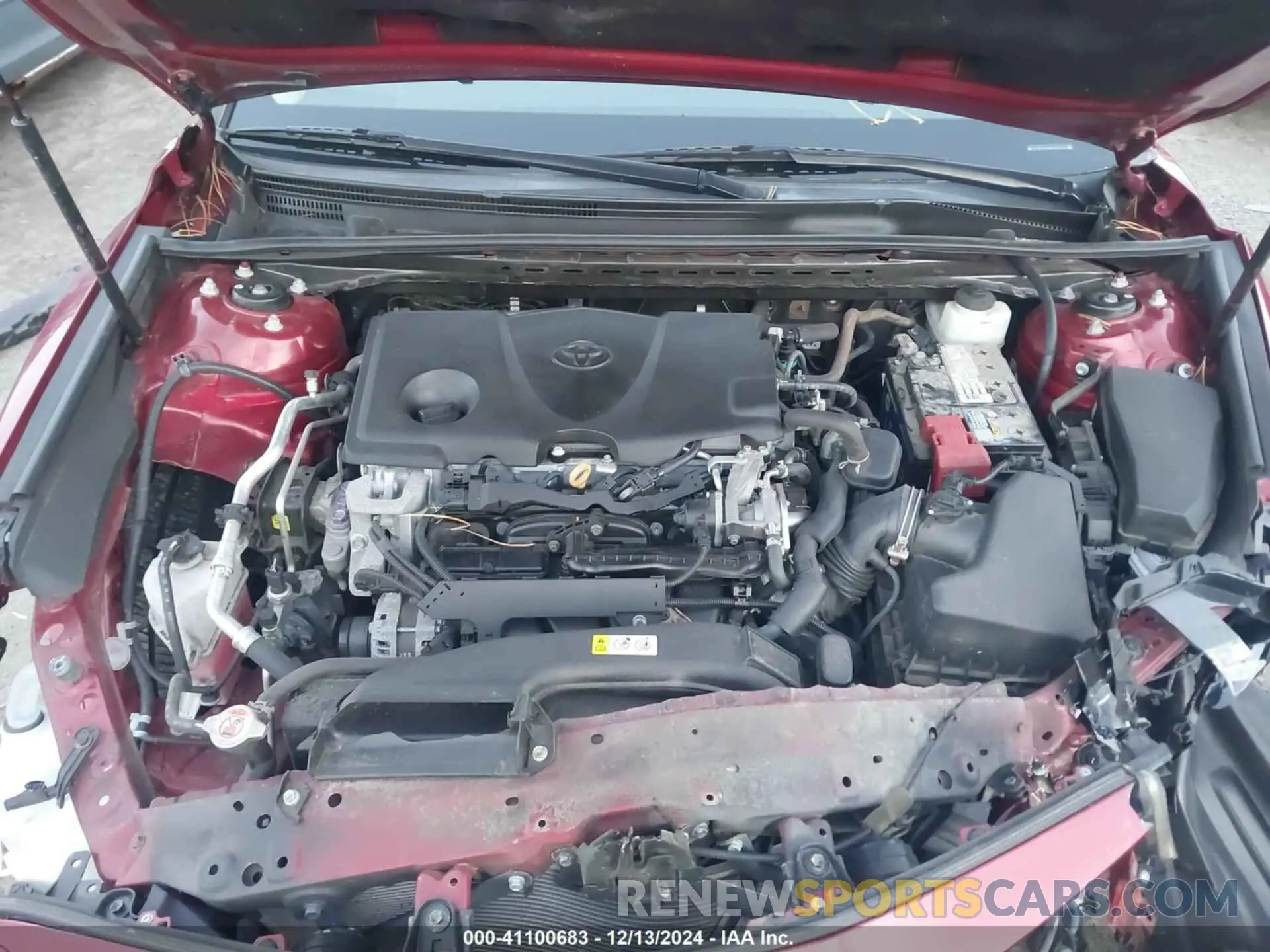 10 Photograph of a damaged car 4T1B11HK9KU692252 TOYOTA CAMRY 2019