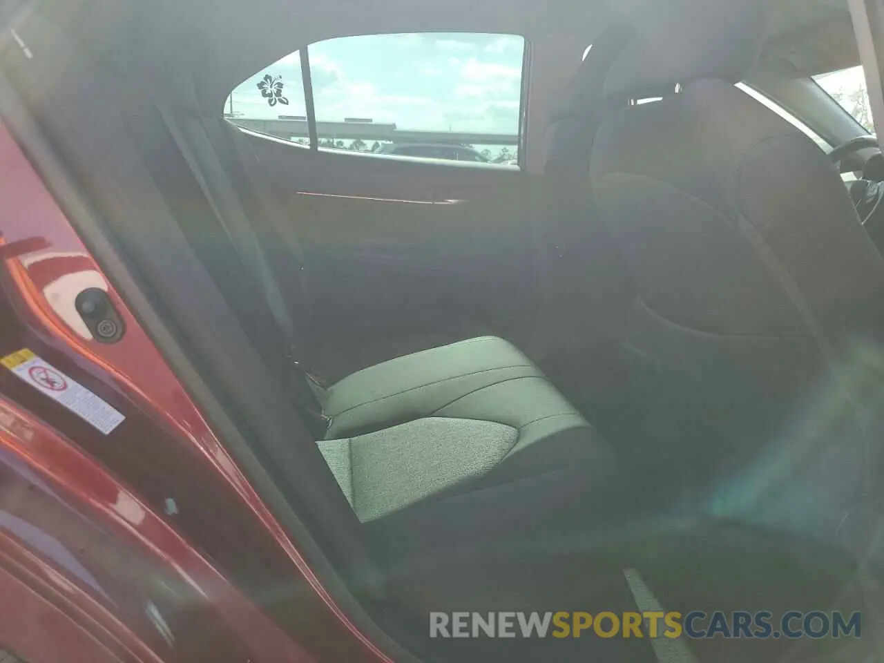 10 Photograph of a damaged car 4T1B11HK9KU707171 TOYOTA CAMRY 2019