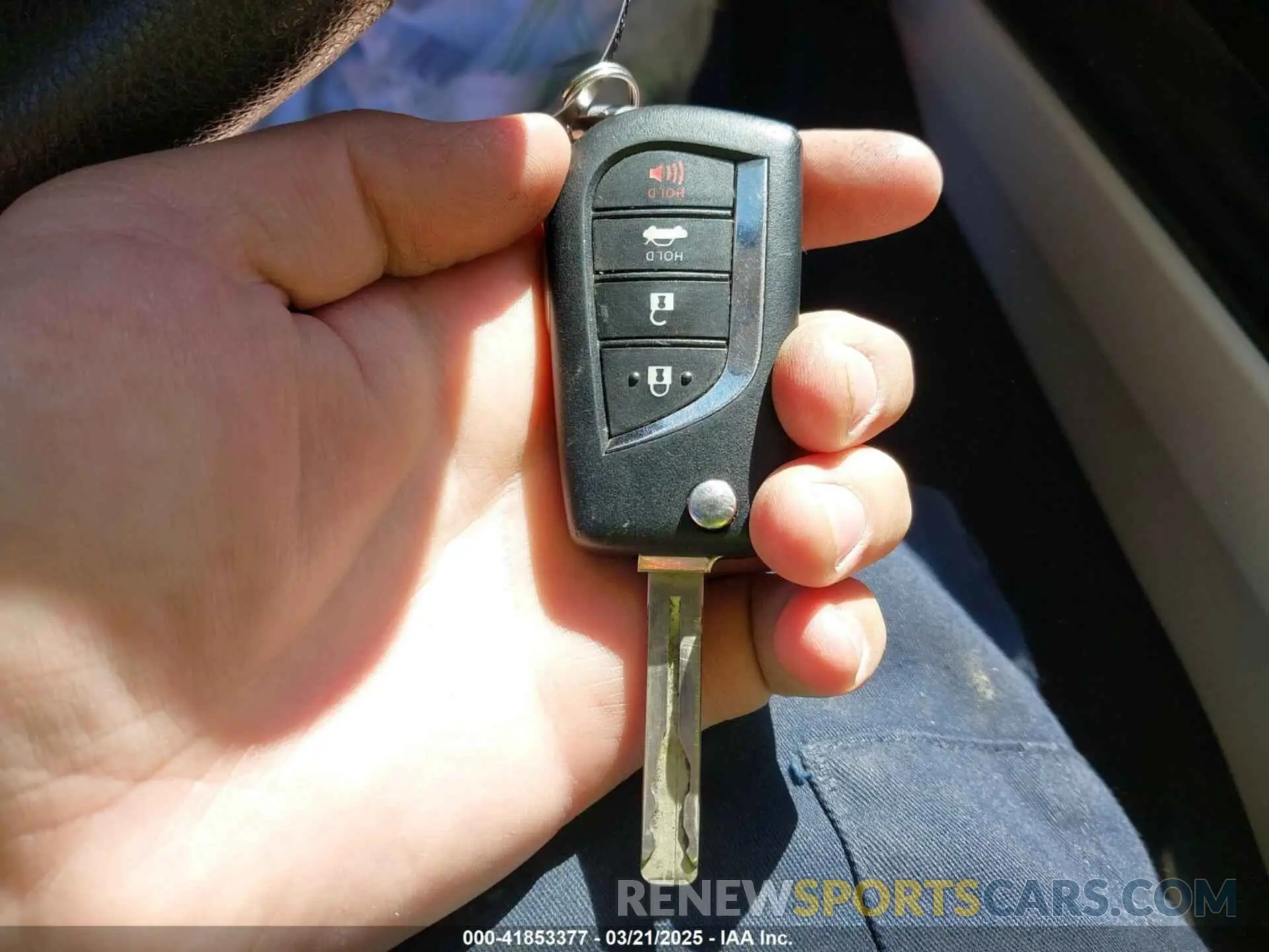 11 Фотография поврежденного автомобиля 4T1B11HK9KU708126 TOYOTA CAMRY 2019